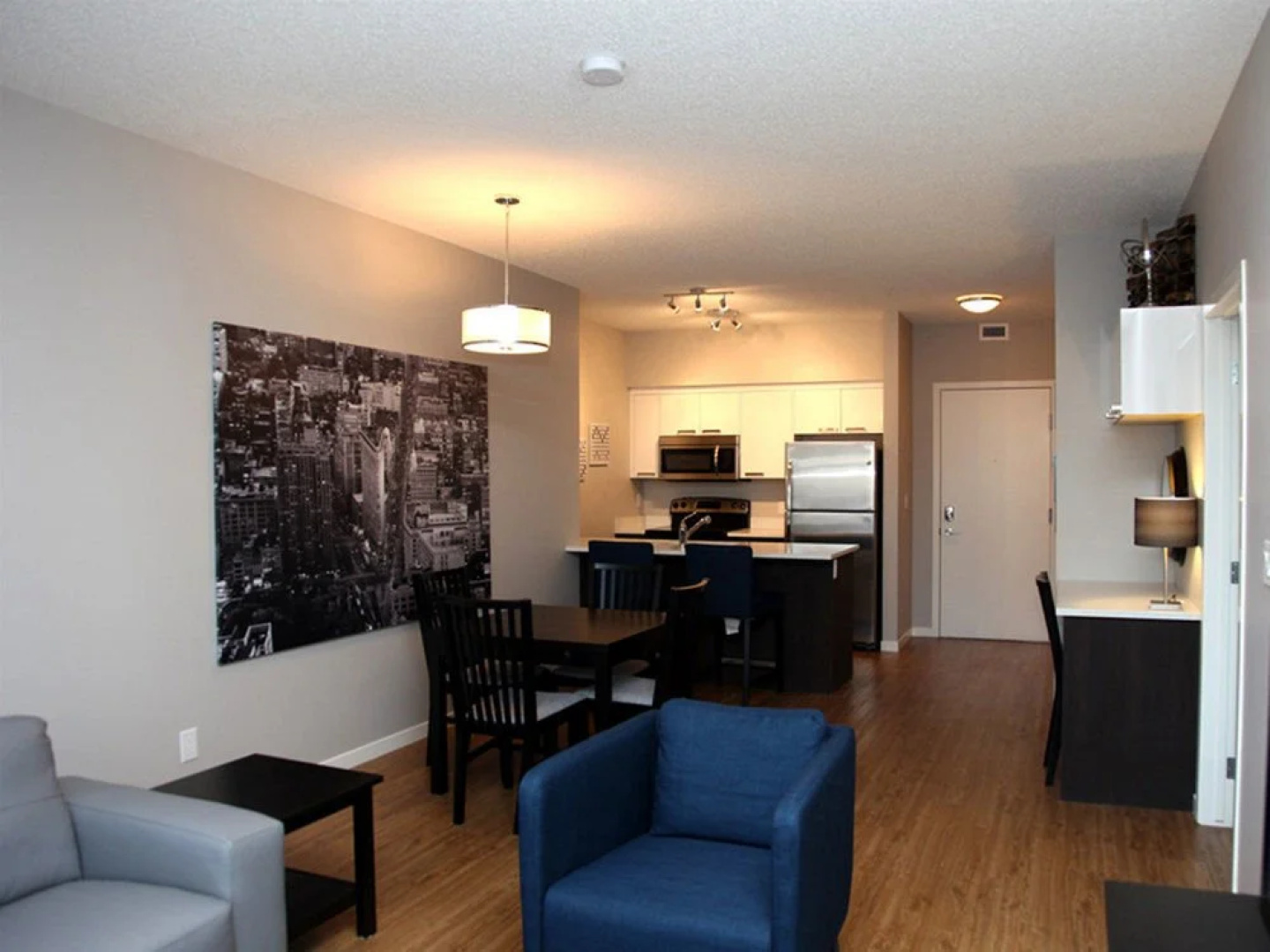 O hotel suites Airdrie Copperstone