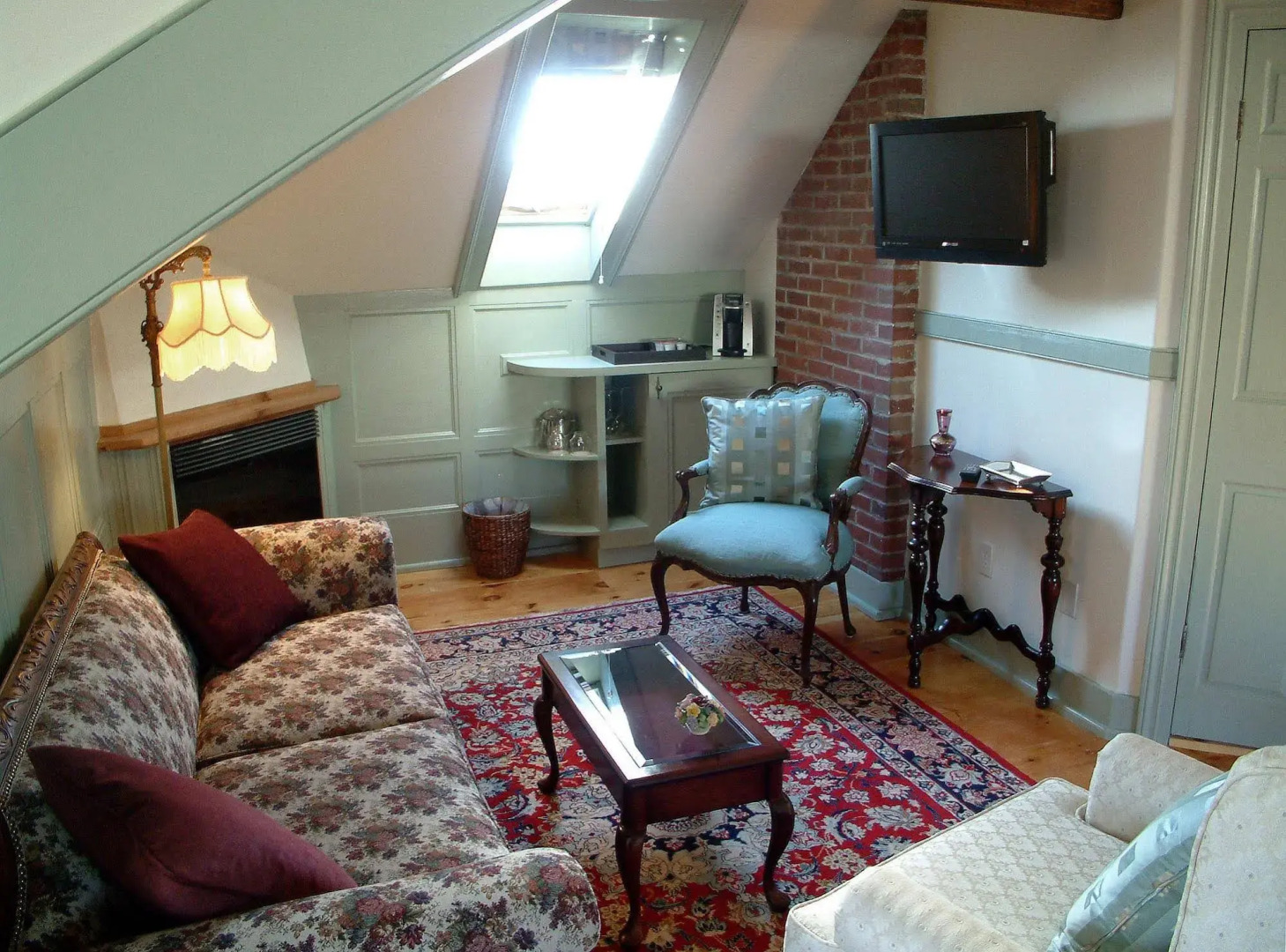 The Mariner King Inn