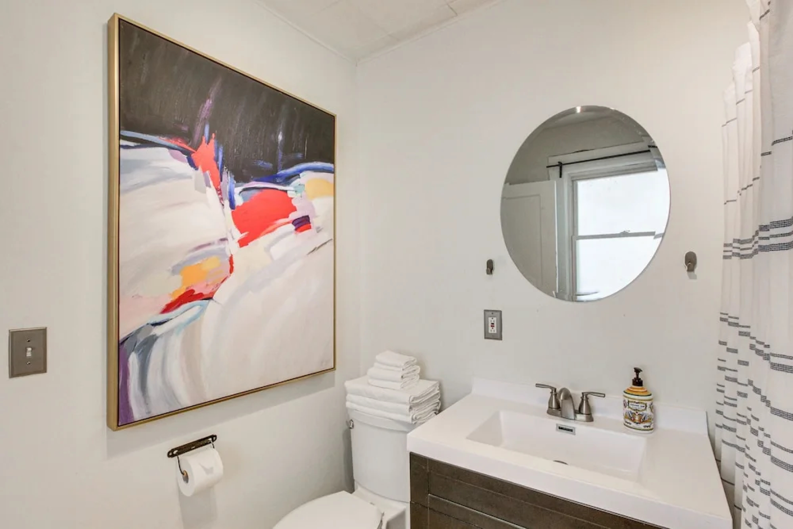 Bright Lawrence Vacation Rental ~ 1 Mi to KU!