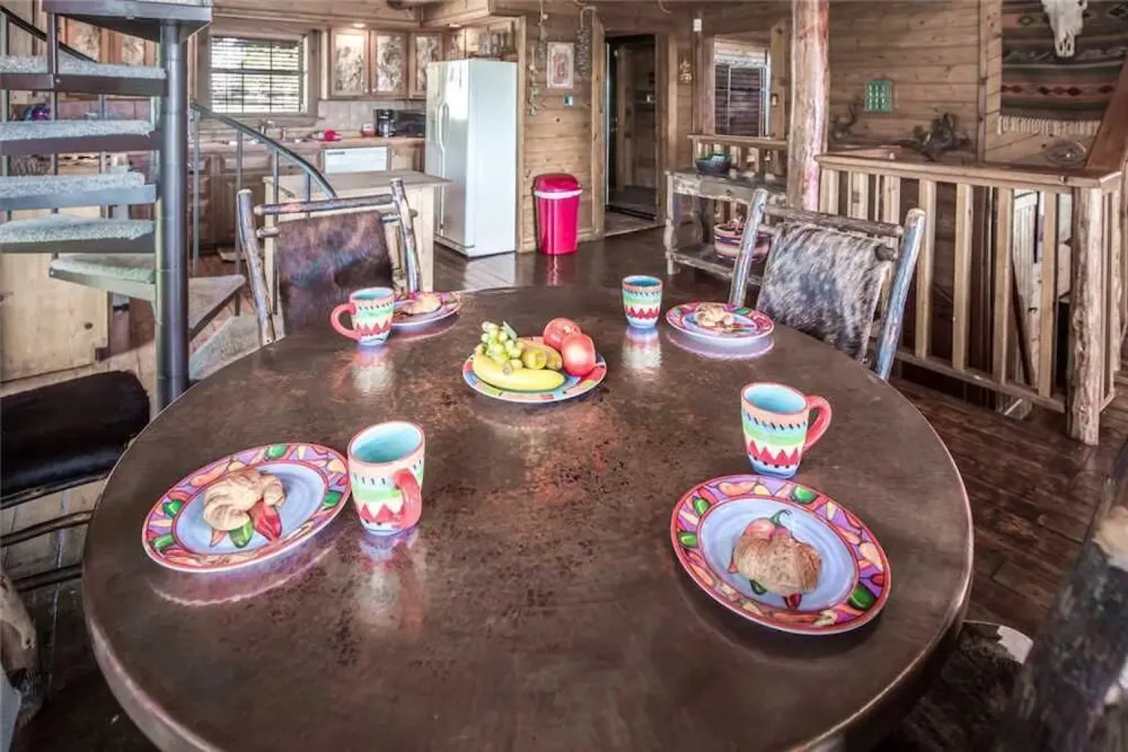 Buena Vida - Three Bedroom Cabin with Hot Tub