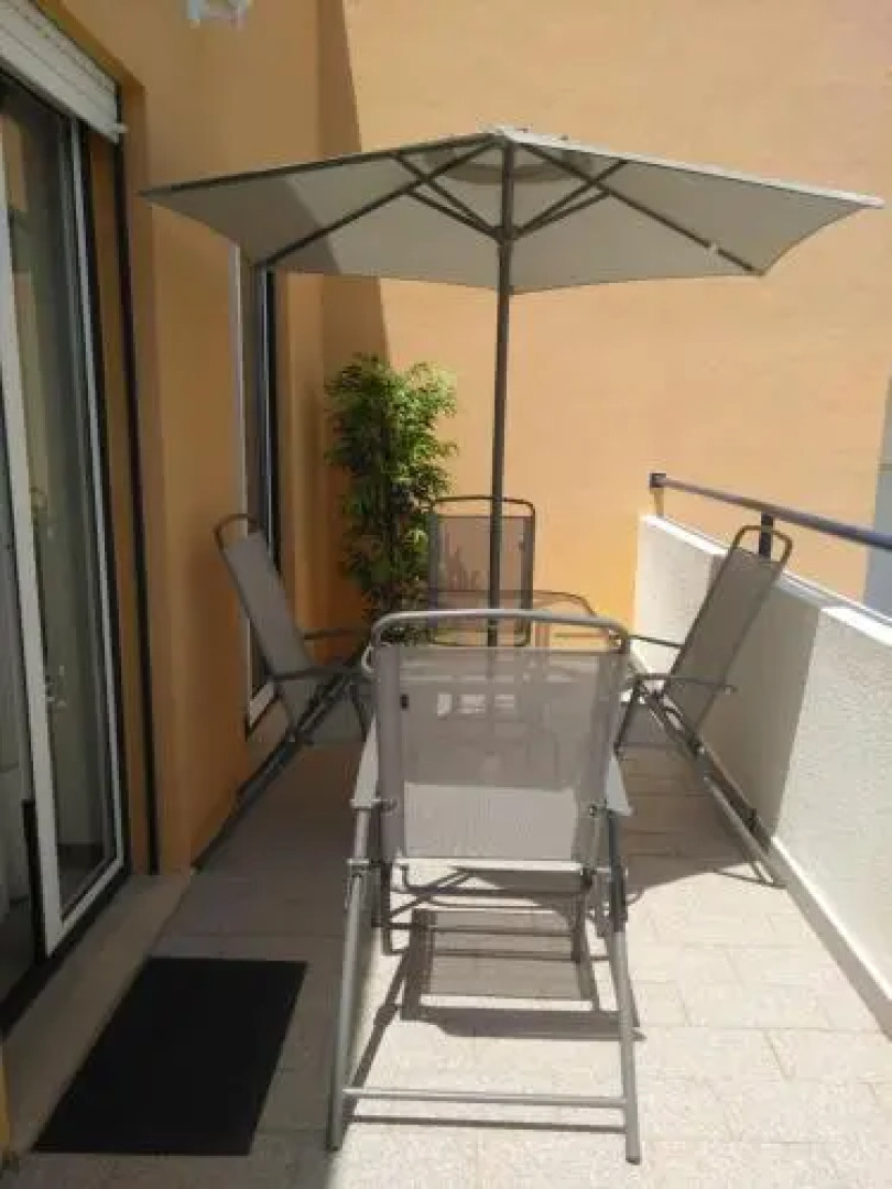 Elegant Sea View Apartment