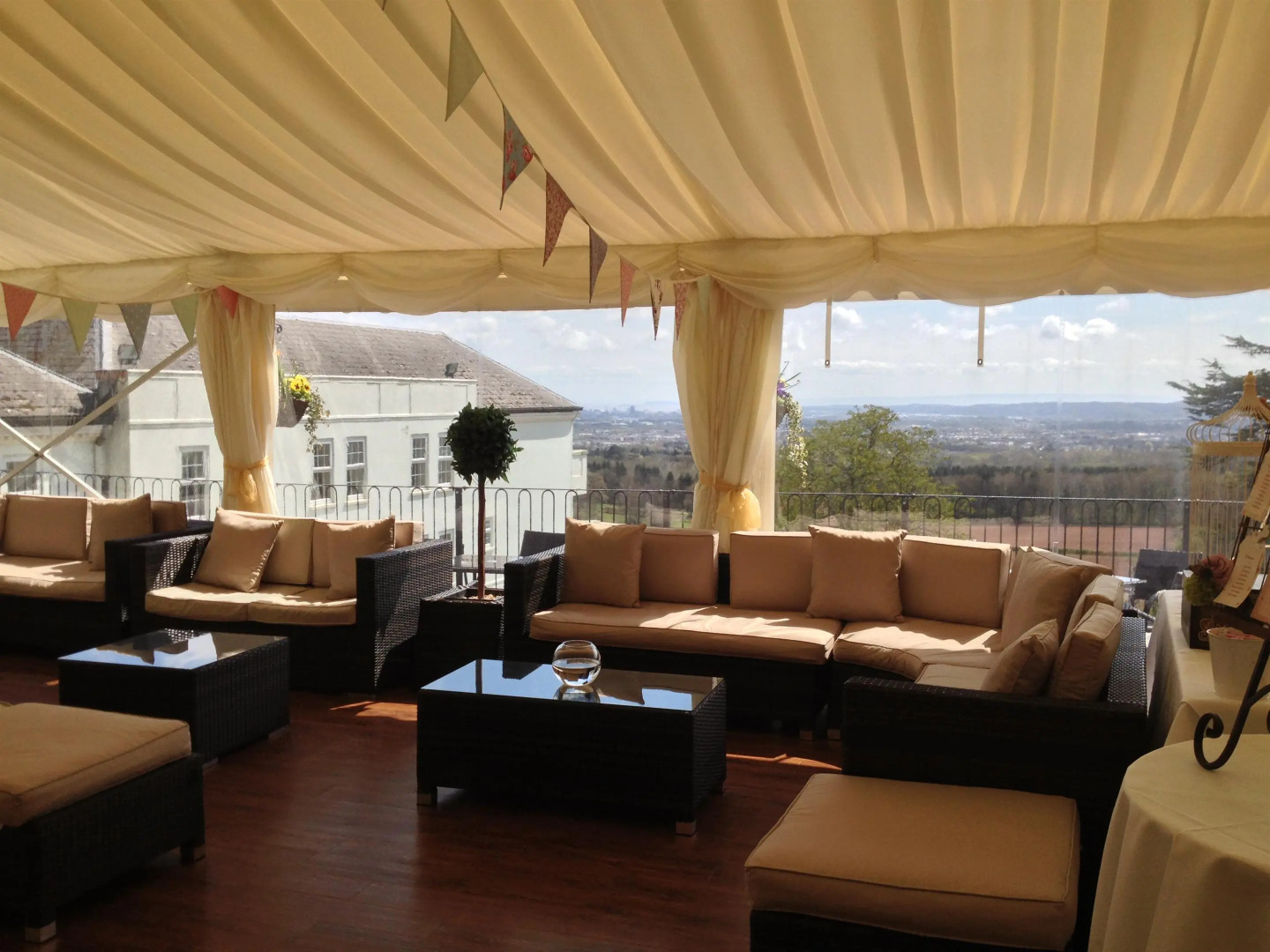 New House Country Hotel