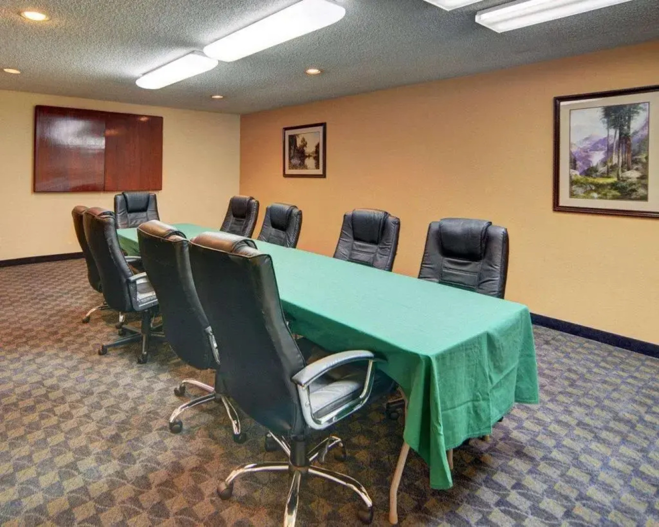 Quality Inn & Suites Irving DFW Airport South