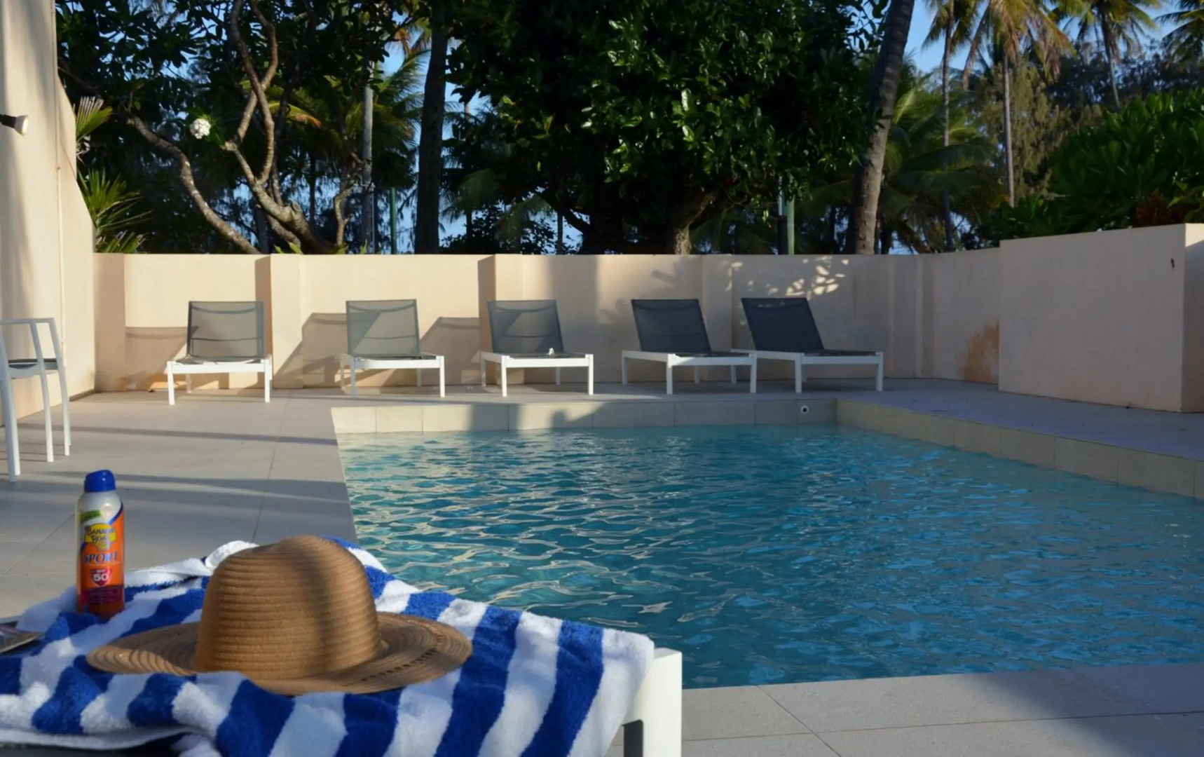 Number 2 On The Beach | Beautiful Beachfront Villa