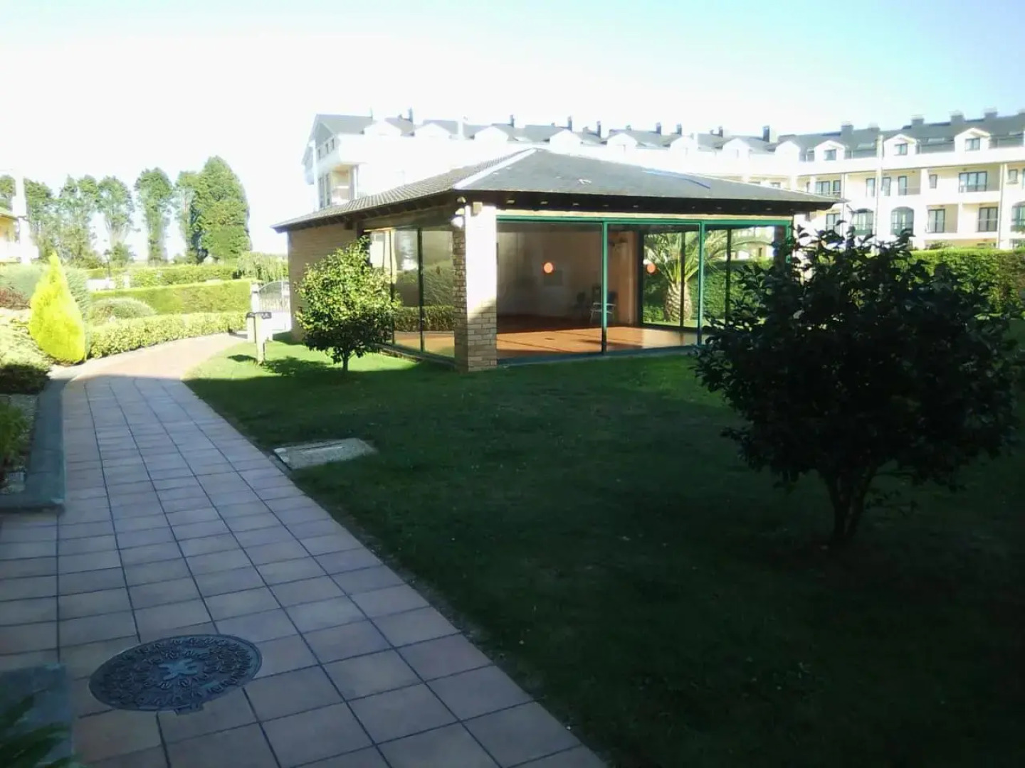 Urbanización a 100 metros de la playa