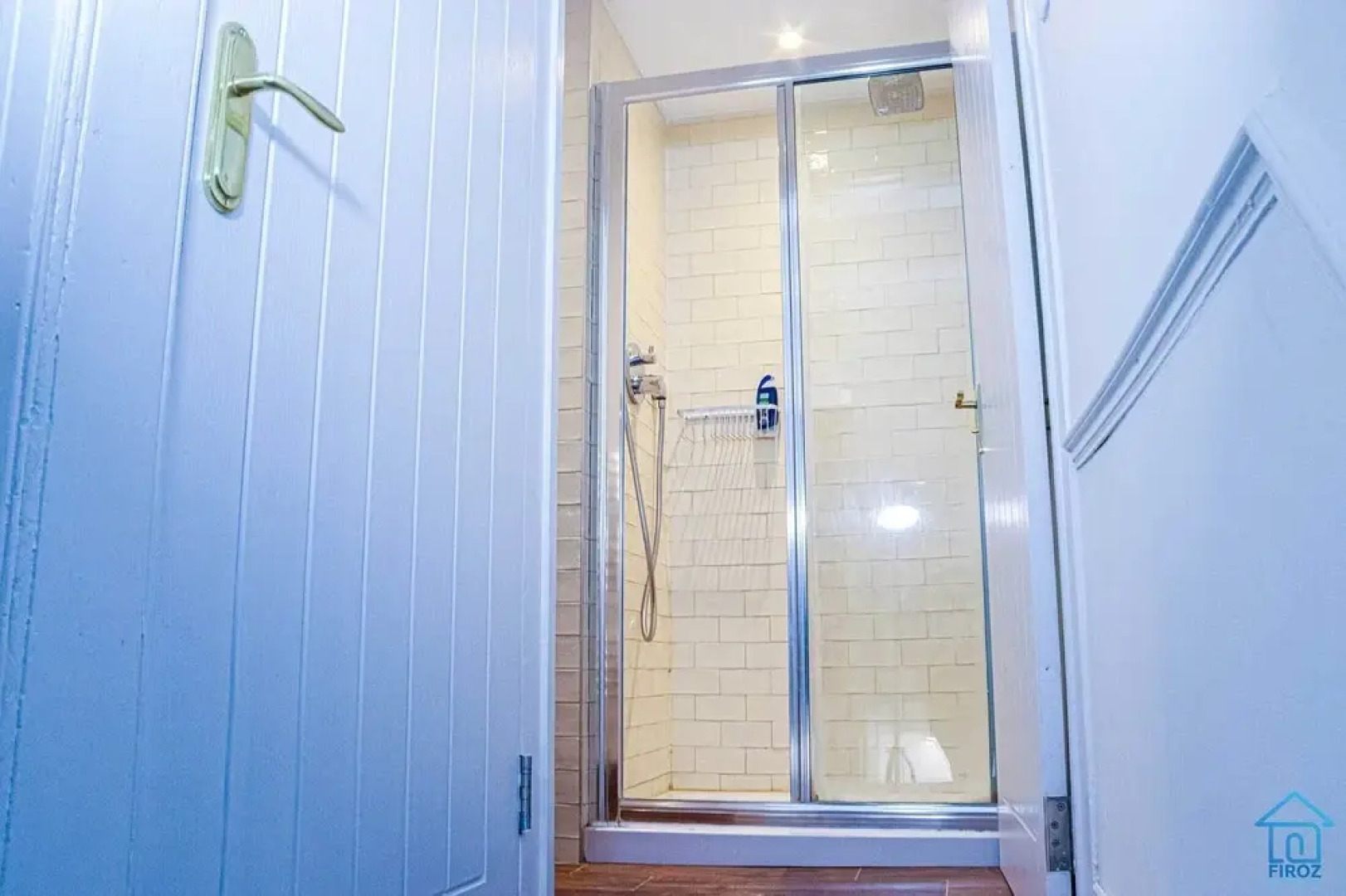 York Contractor House by Firoz Property Management