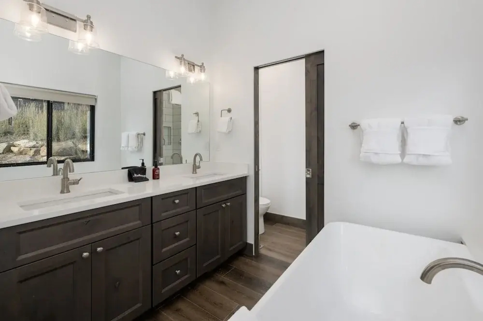 Scenic Perch 2 Bedroom Home