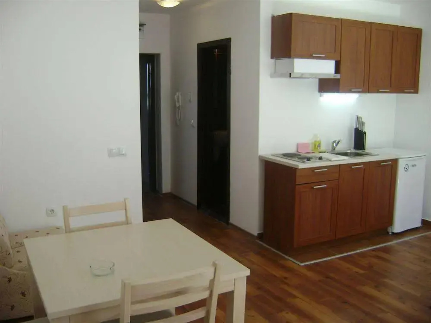 Gondola Apartments & Suites