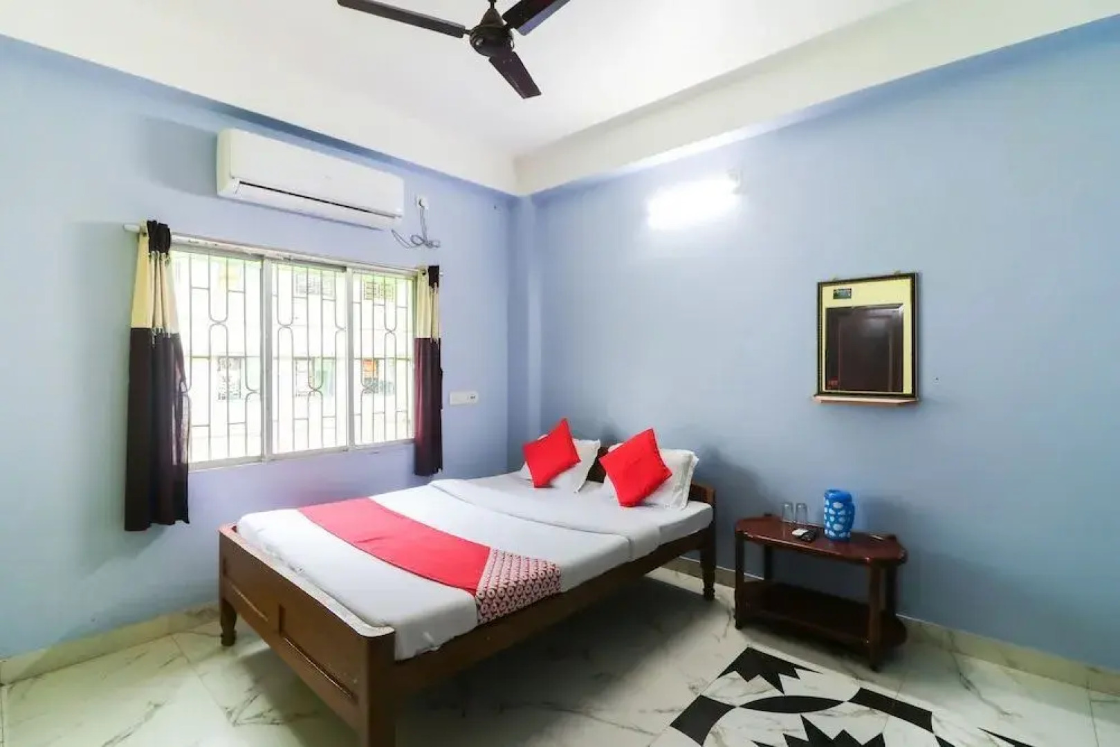 Hotel Akankha by OYO Rooms