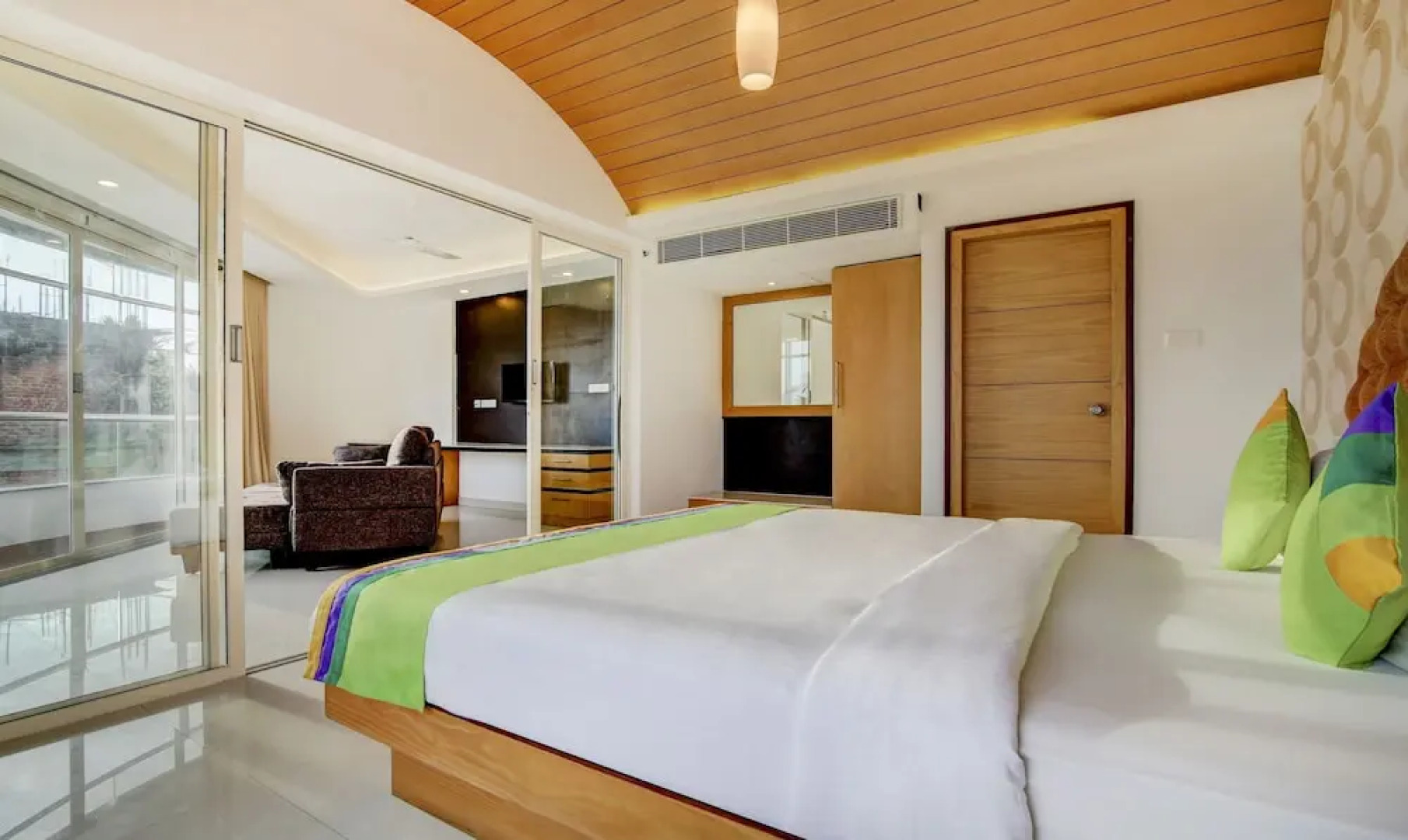 Treebo Trend Cilantro By The Sea