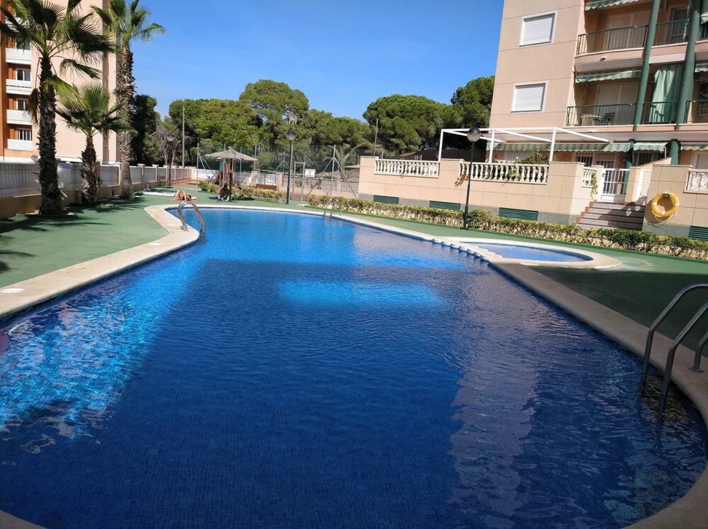 Apartment With one Bedroom in Guardamar del Segura, With Pool Access a