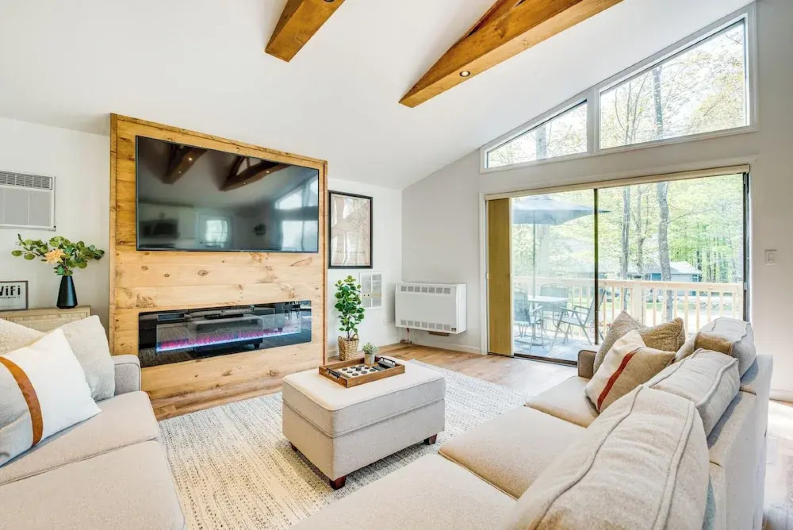 Deck & Community Perks: Bright Pocono Lake Home!