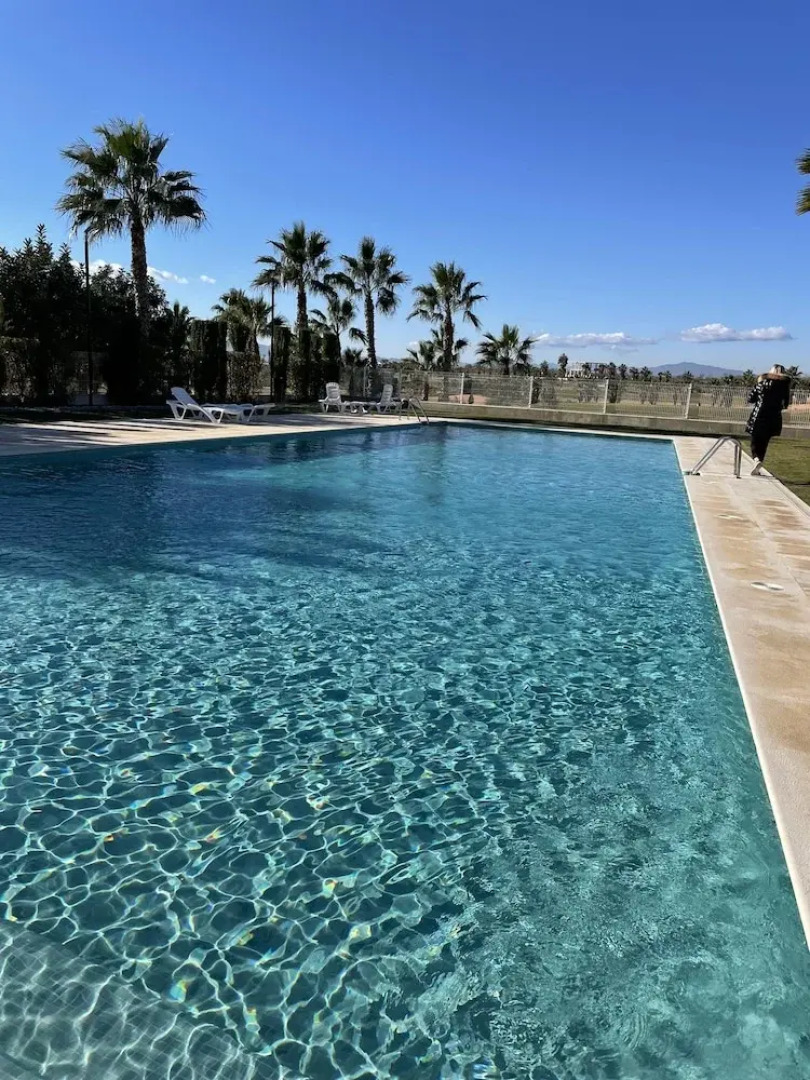 Hancinda Sleeps 4 With Free Parking