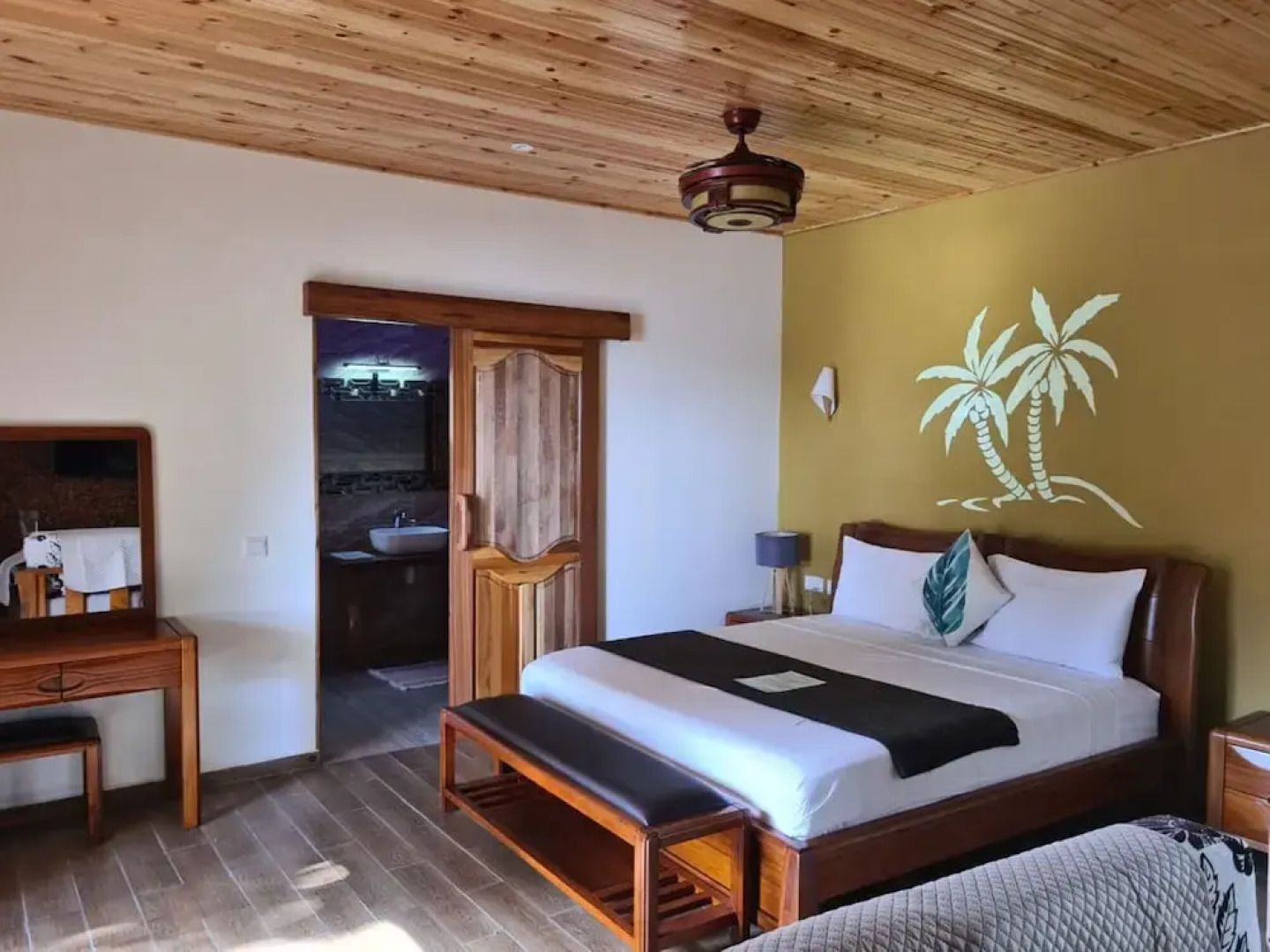 La Digue Luxury Beach Bungalow Spa & Gym
