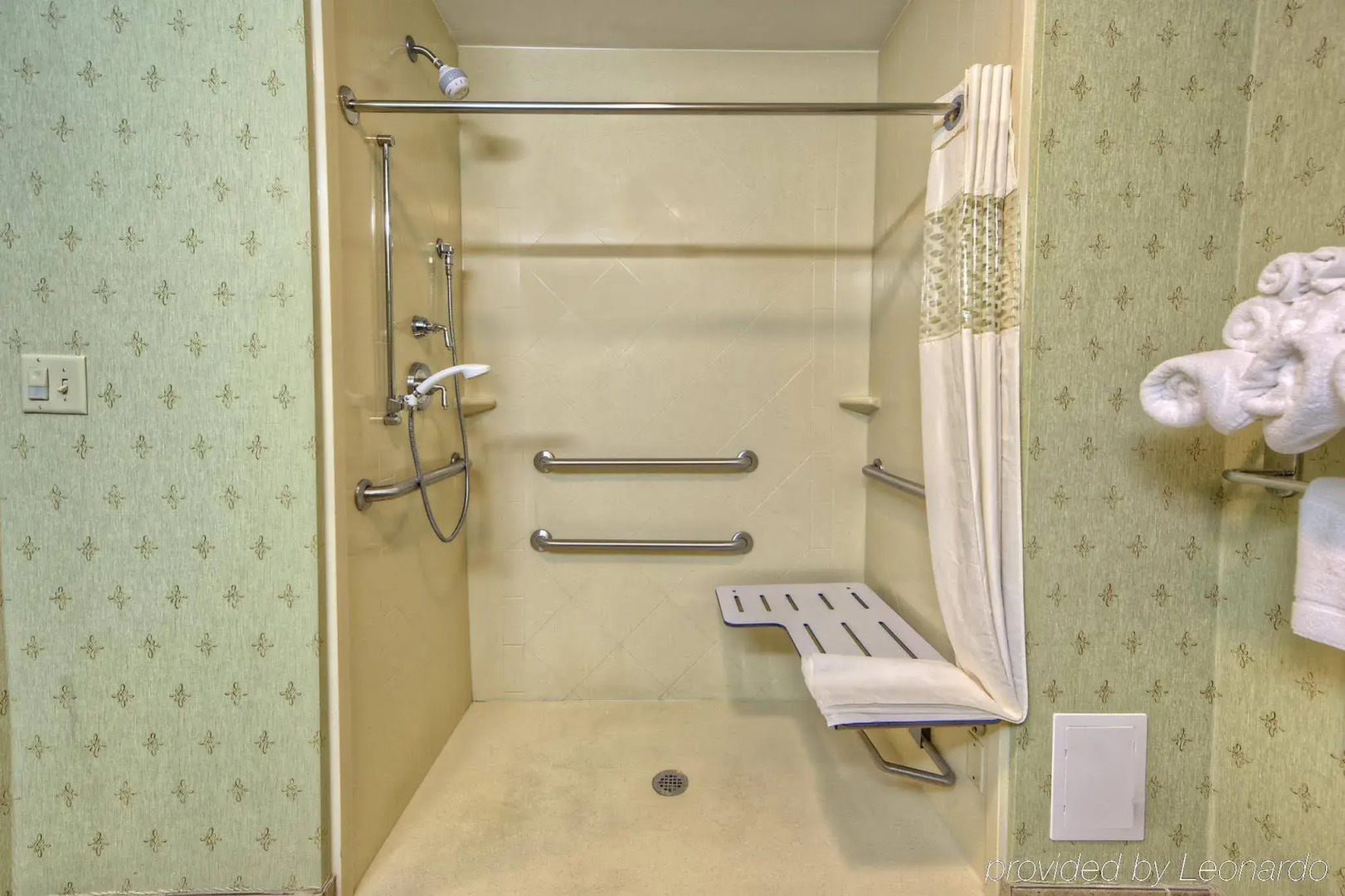 Hampton Inn Crossville