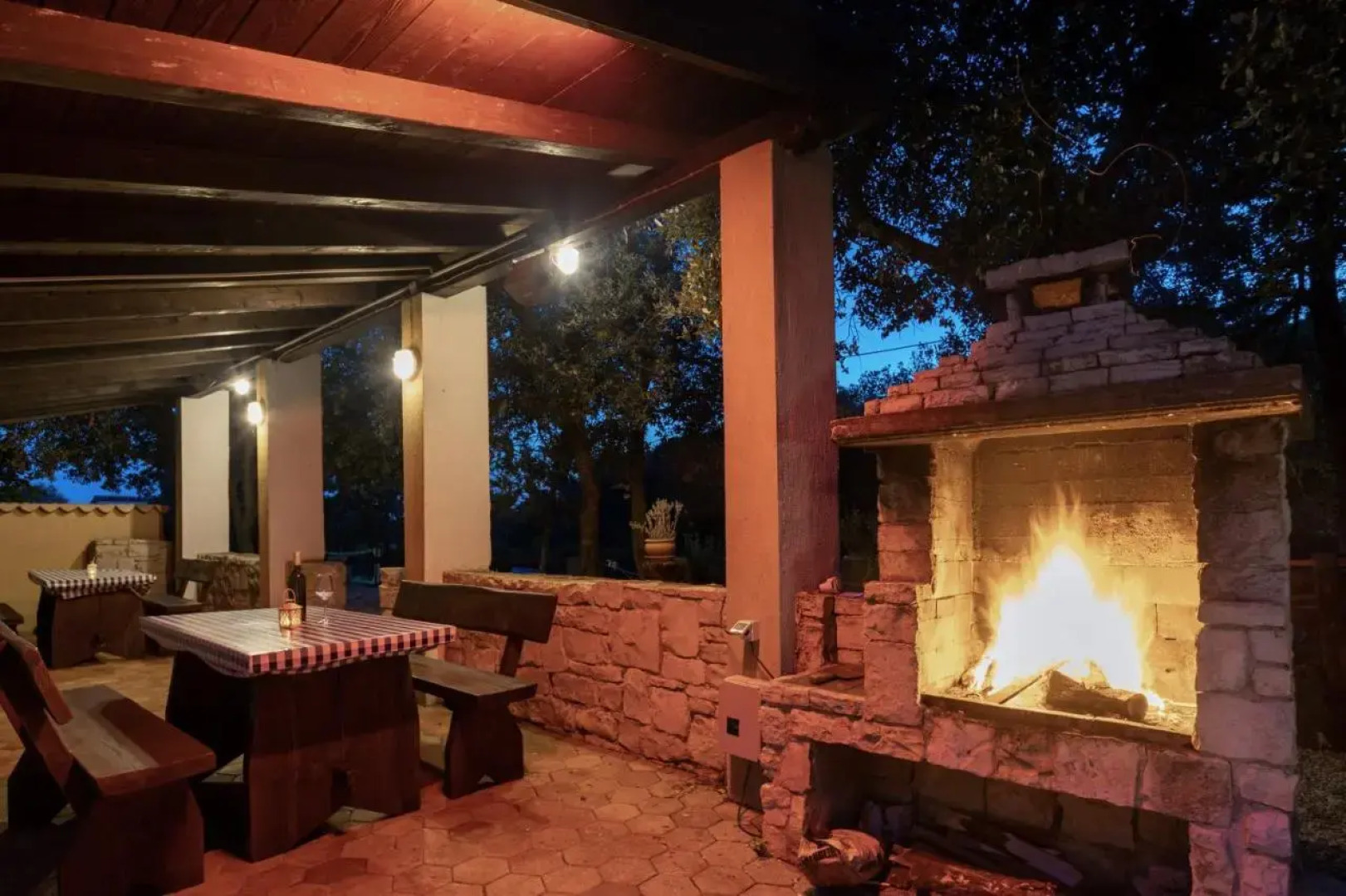 Guesthouse Barboska-pool & tennis court