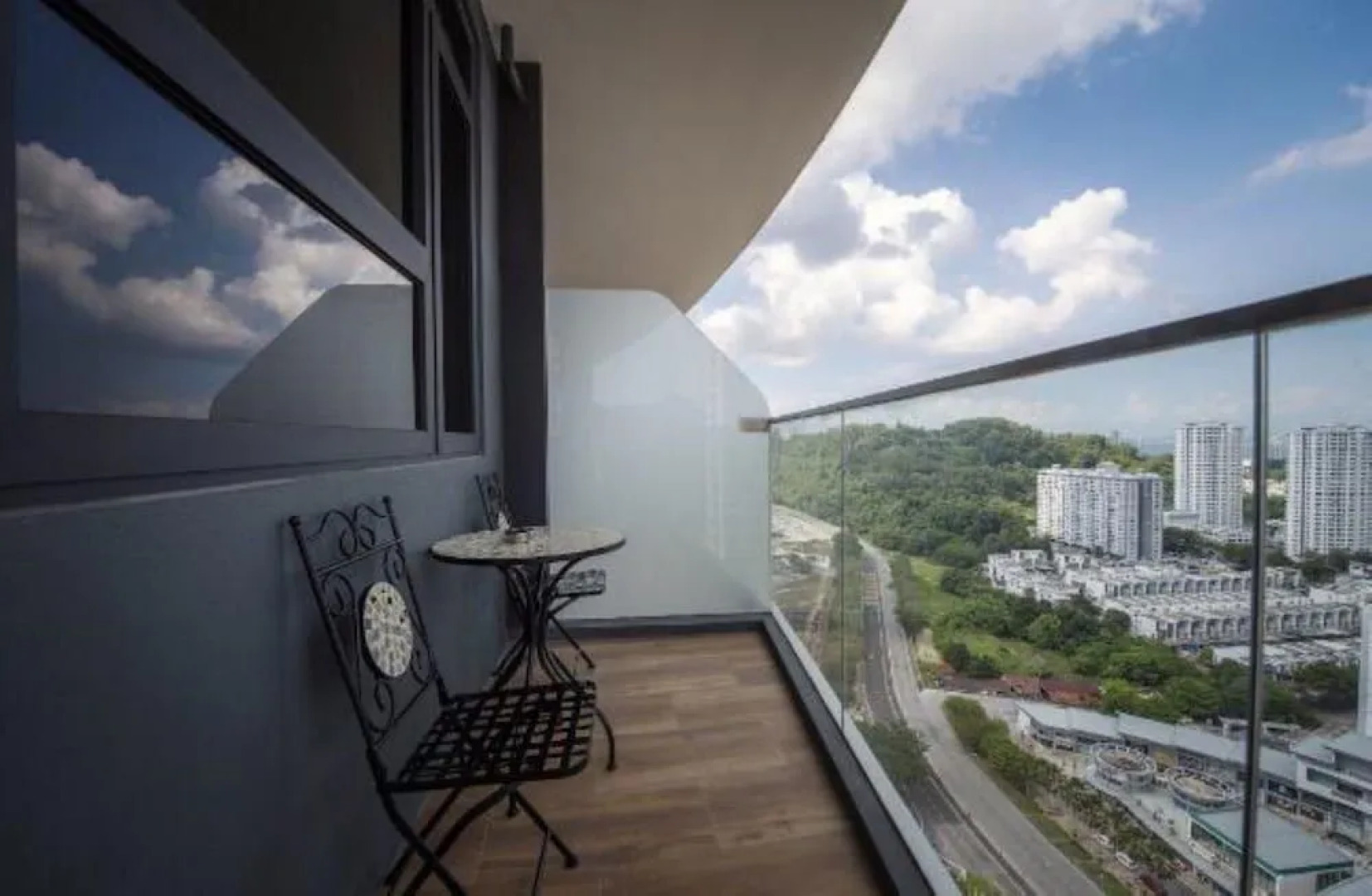 Arte S 3 Bedrooms Condo