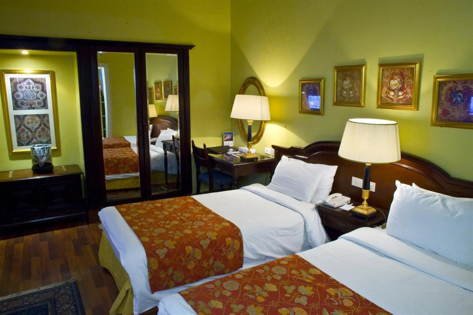 Helnan Auberge Hotel