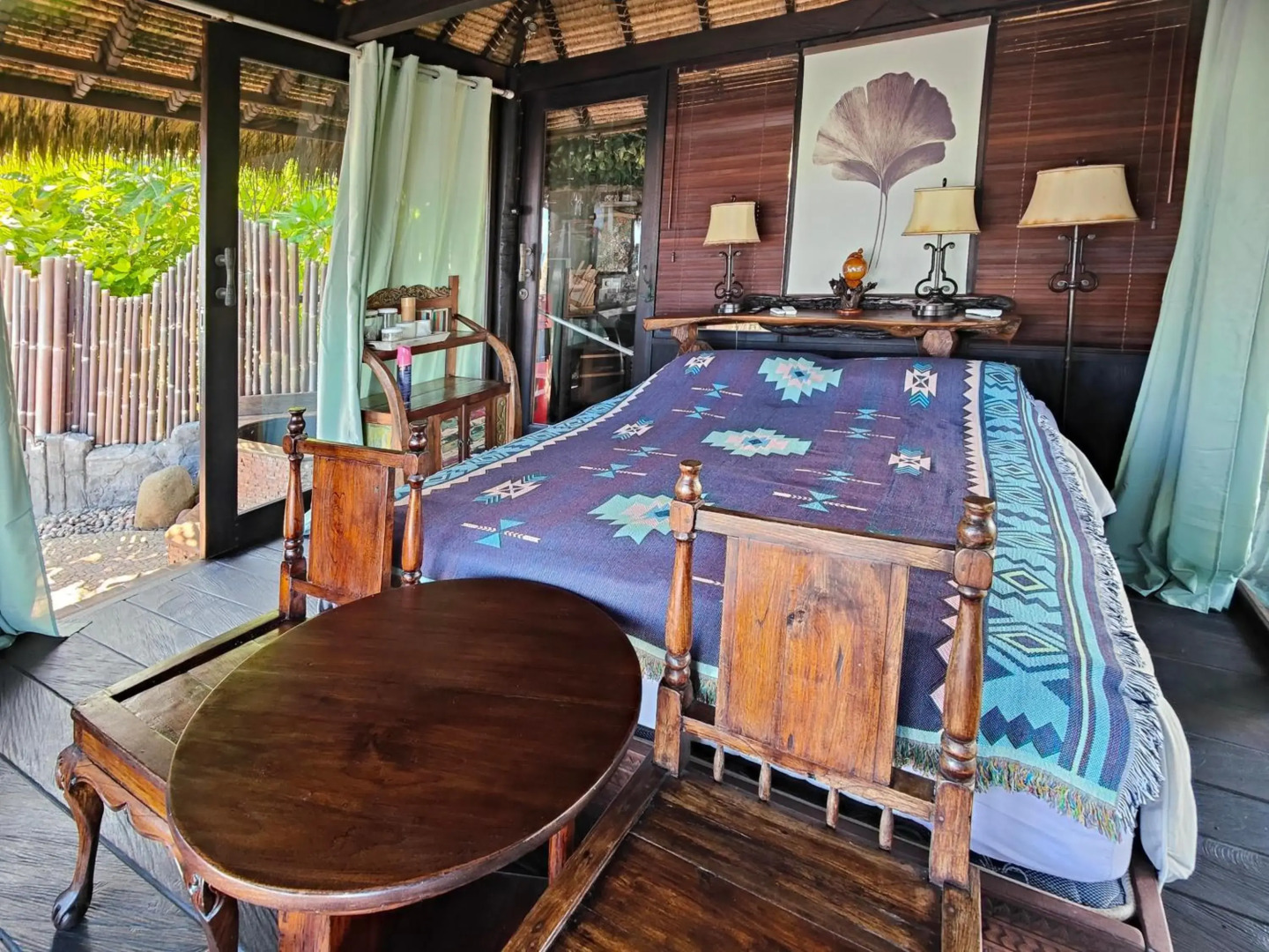 Beachfront Villa Nixie and the Sea