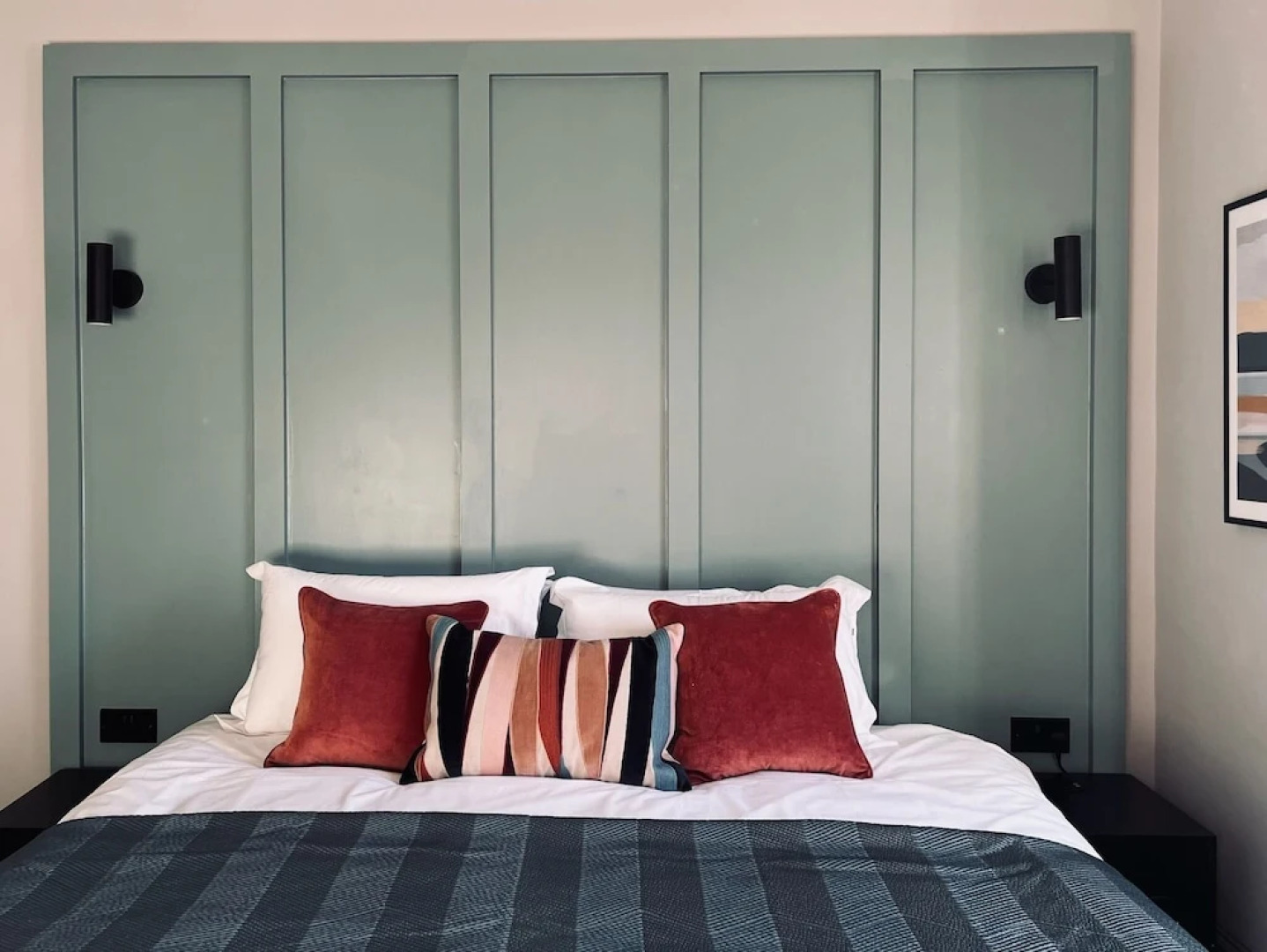 Room in the Borders - 1 Sime Place