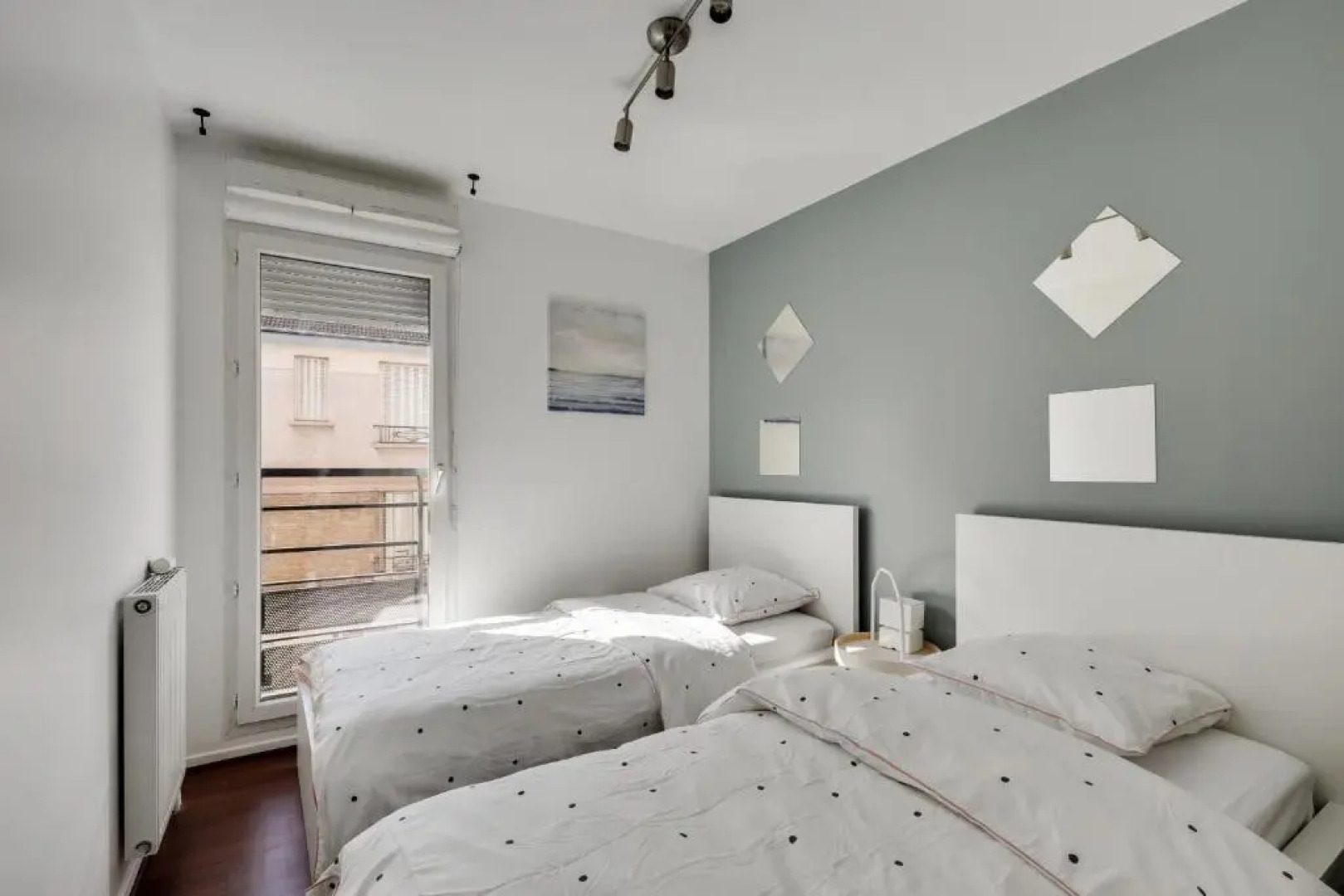 Chic and spacious apart with parking