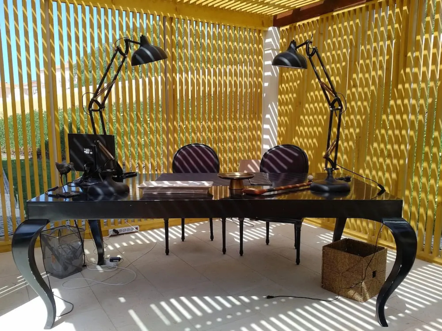 Torel Cliff Surf & Golf