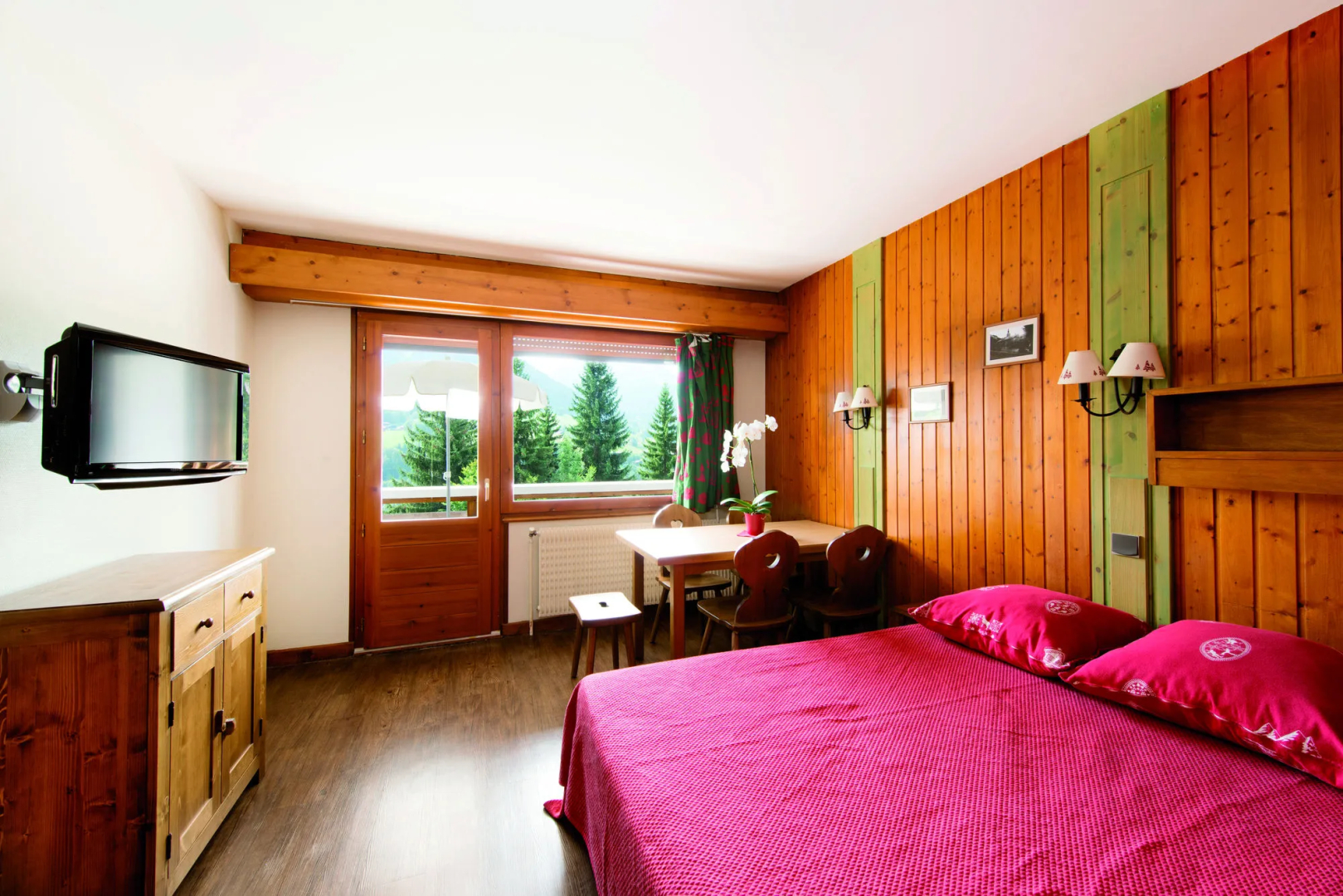 Hôtel Vacances Bleues Les Chalets du Prariand