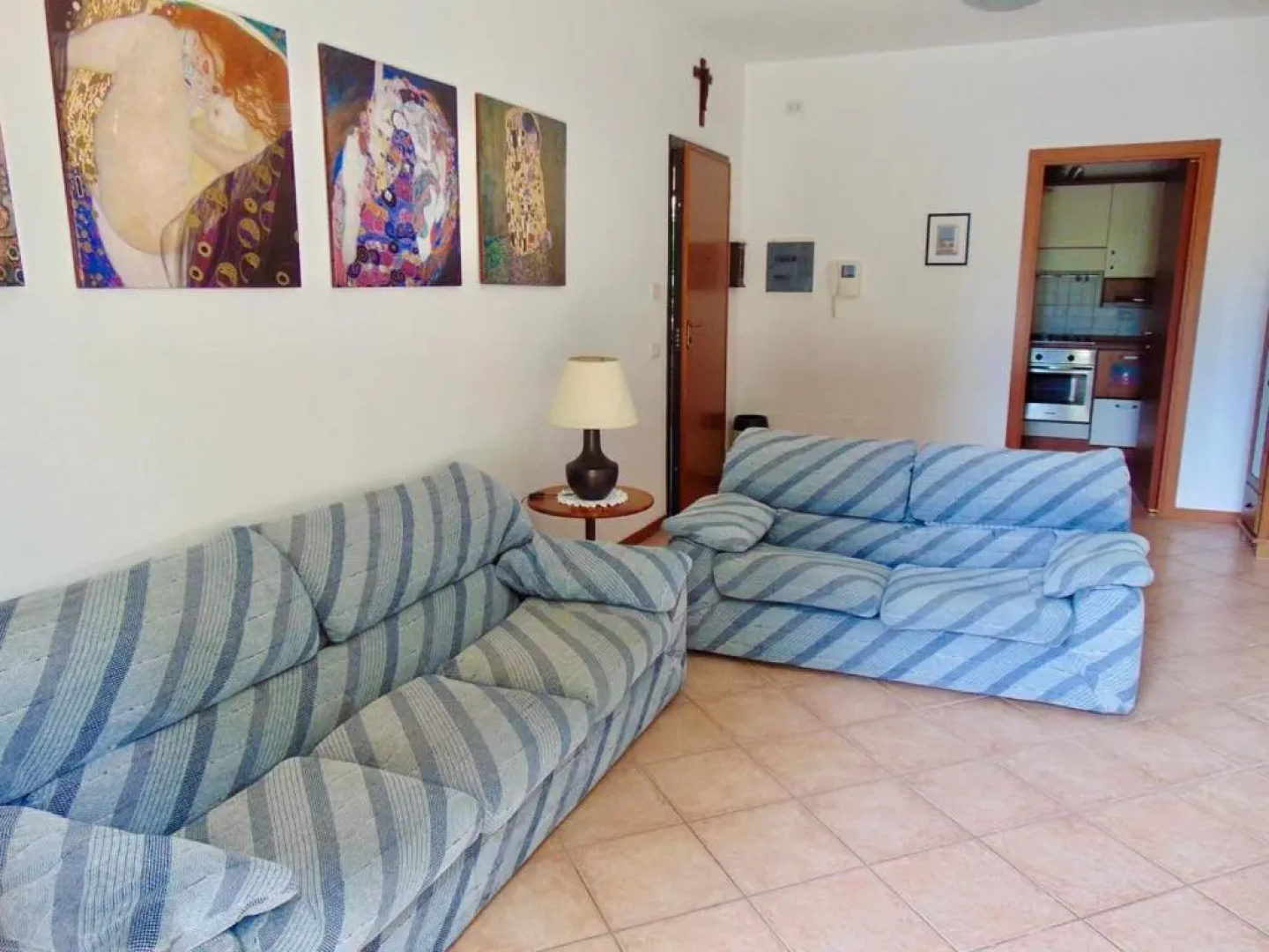 N243 - Numana, trilocale in residence con piscina