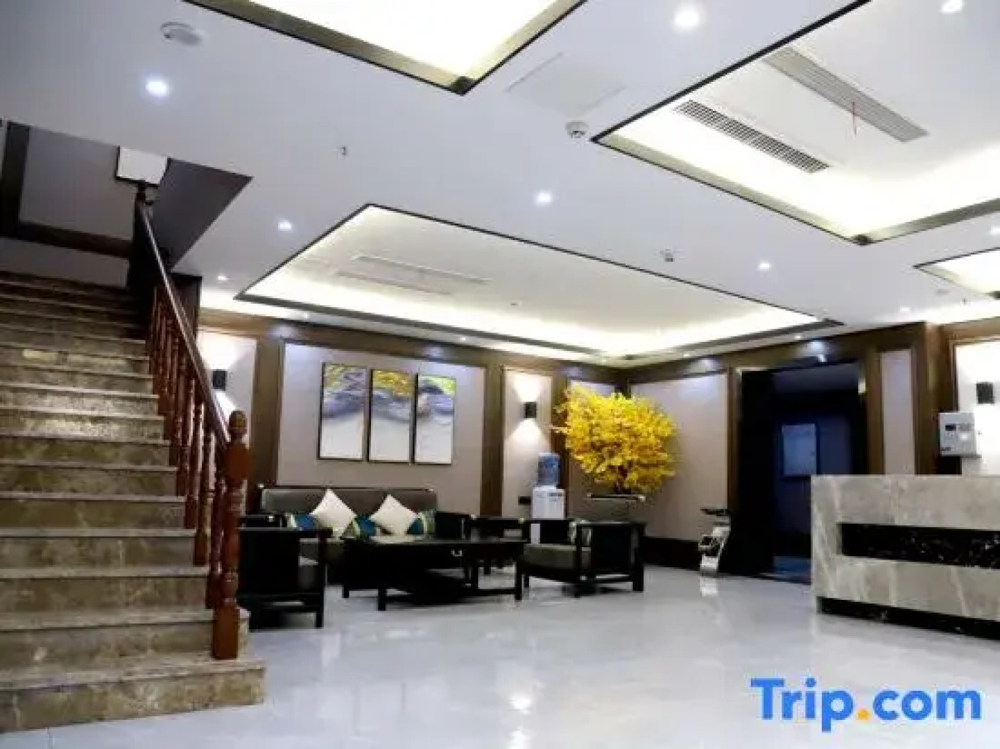 Ruixi International Hotel (Guang'an Railway Station Branch)