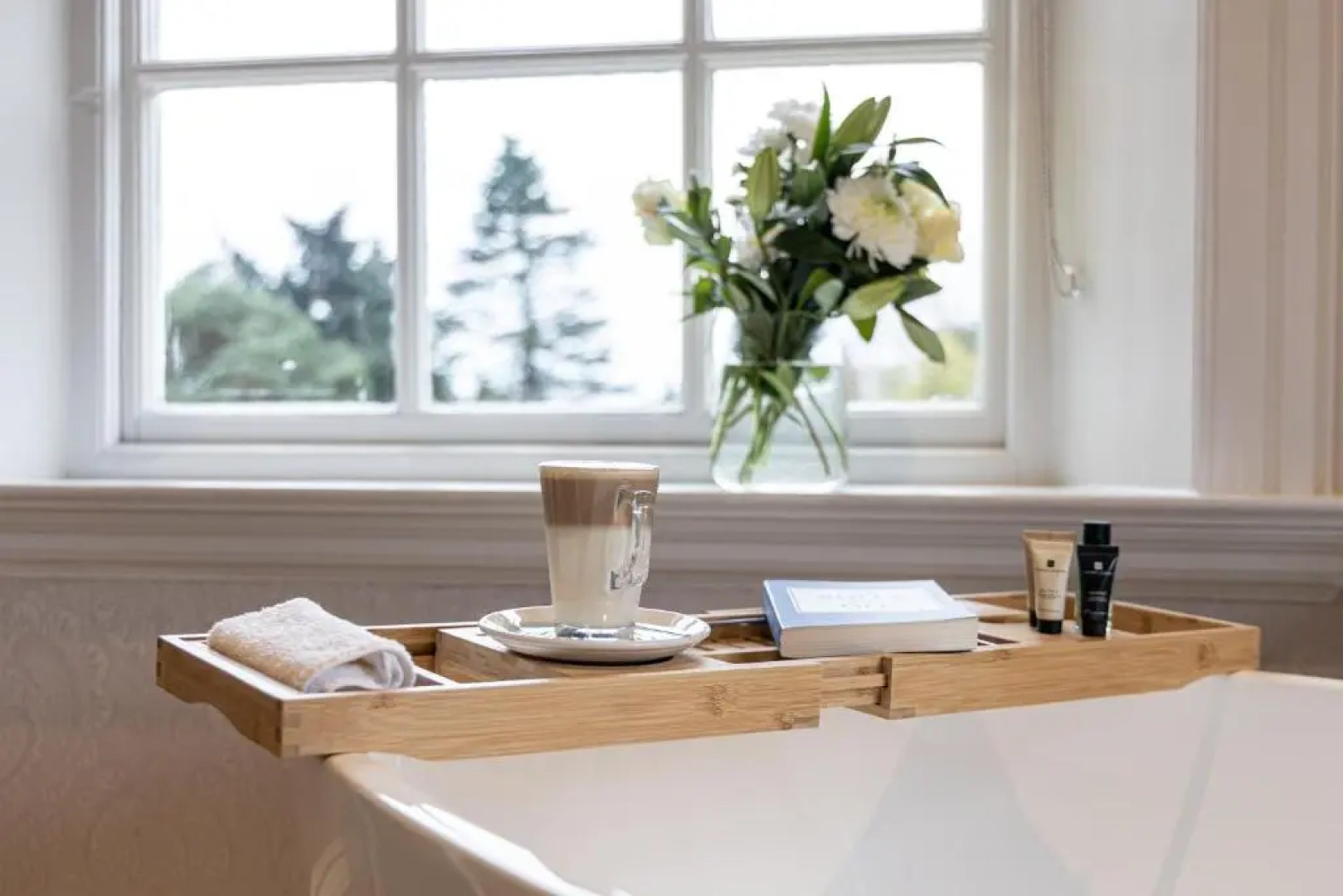 Barnett Hill - Luxury Hotel