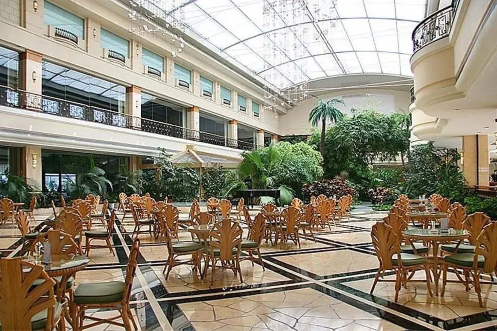 Tianjin Tianbao International Hotel