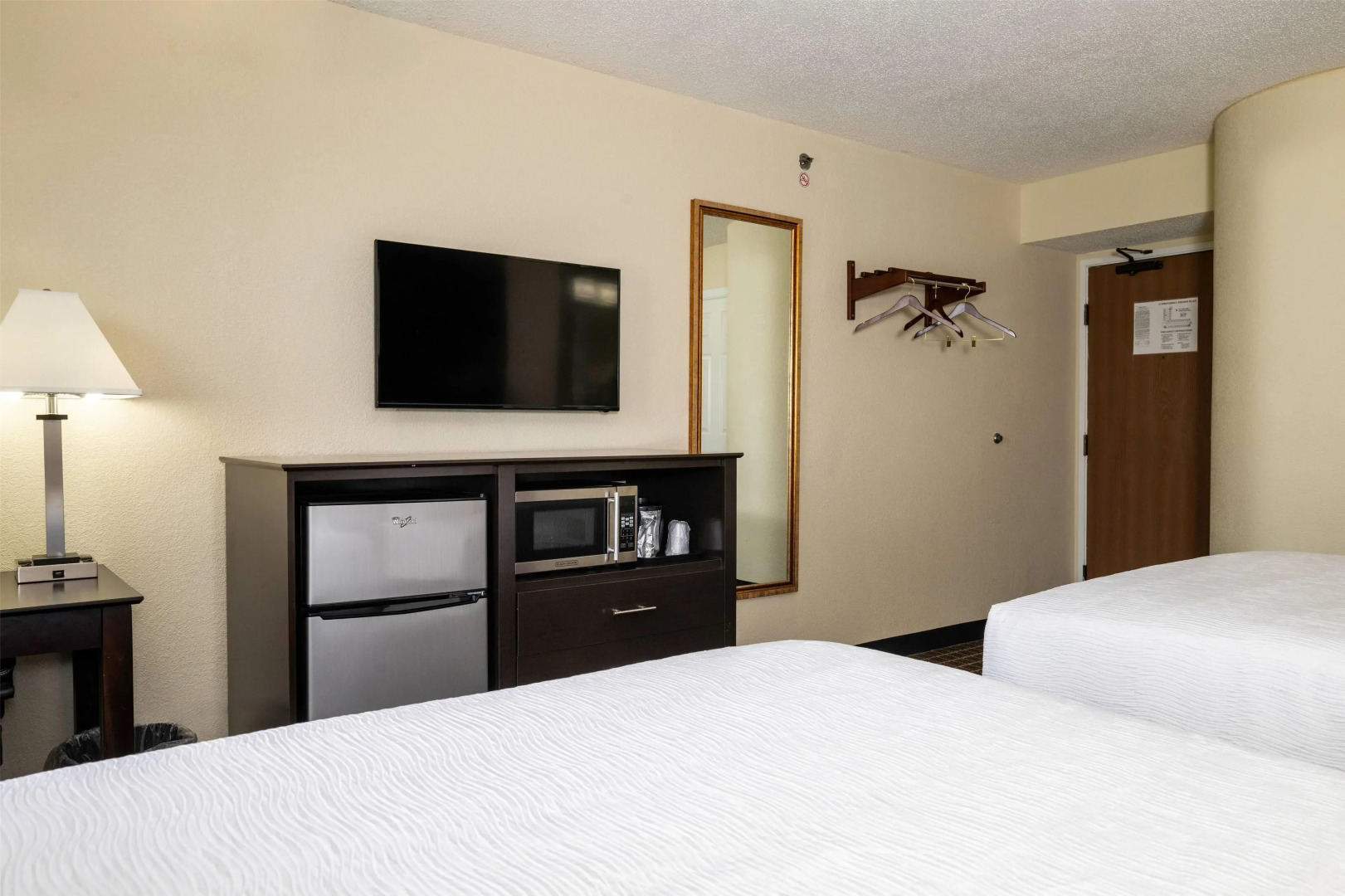 Baymont Inn & Suites by Wyndham Mukwonago