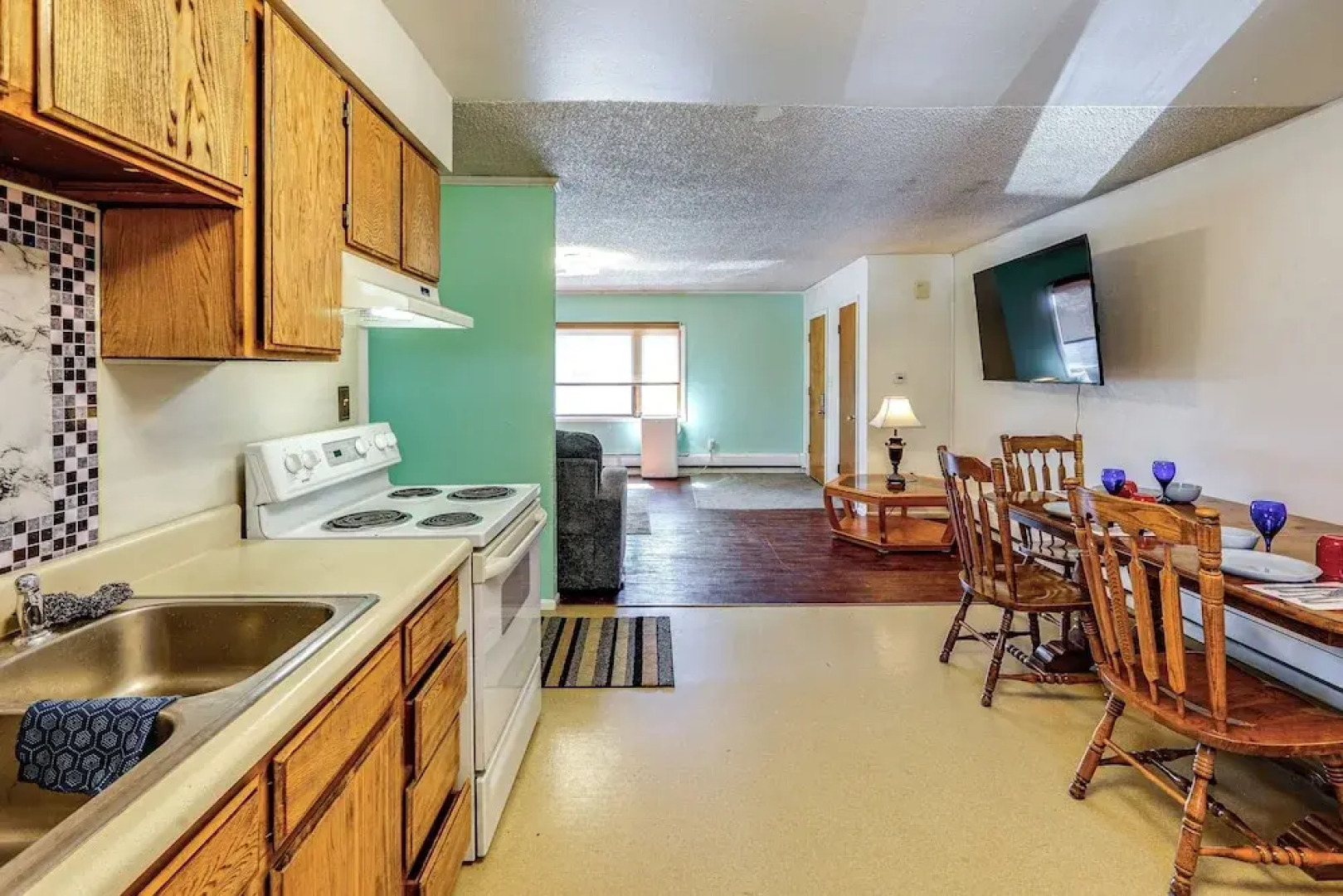 Steps to Chena River - Condo Near Hiking & Tours!