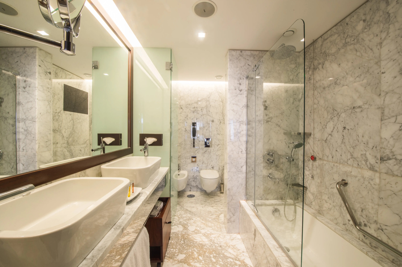 Porto Palácio Hotel by The Editory