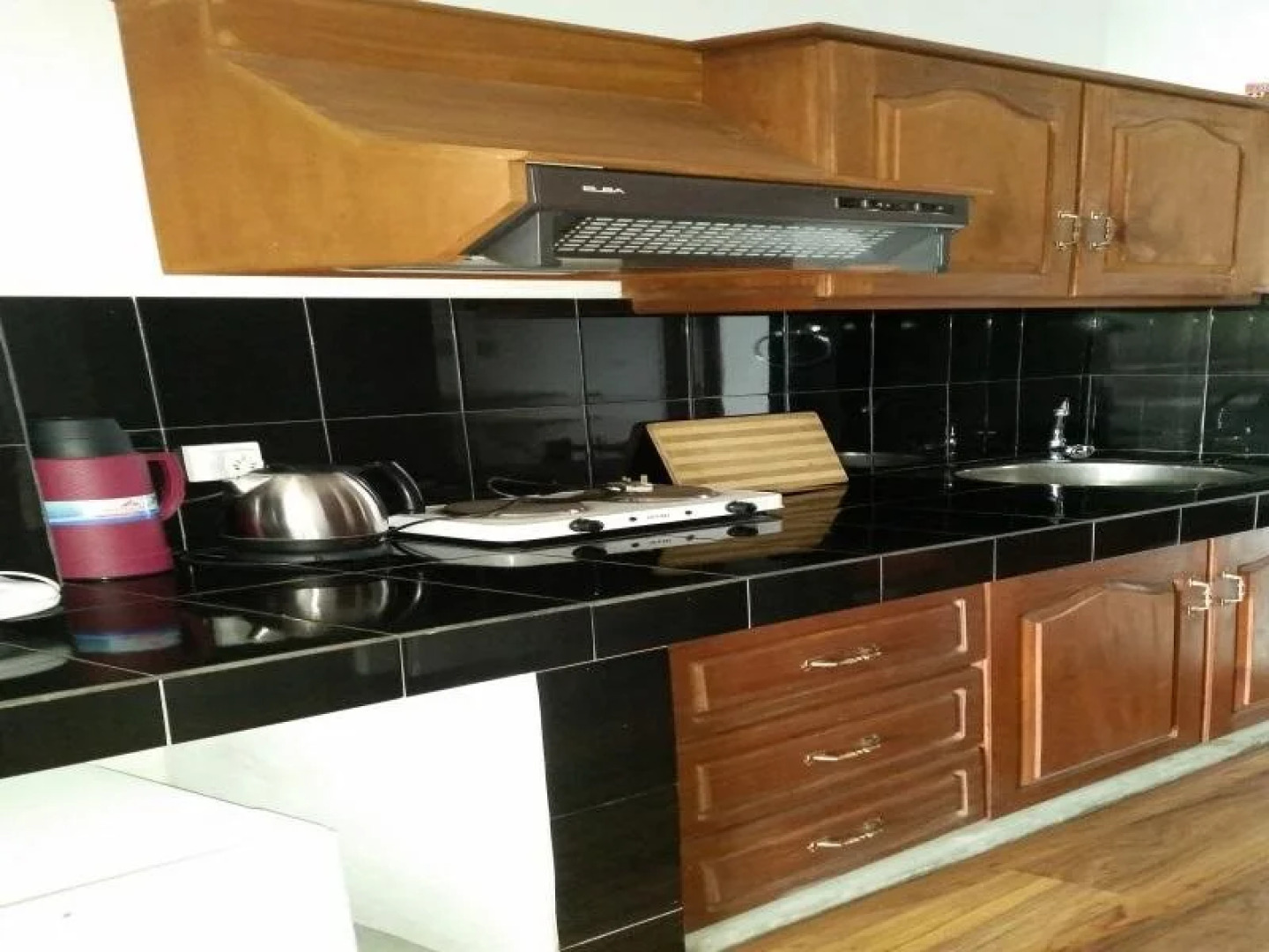 Thumbelina Apartments