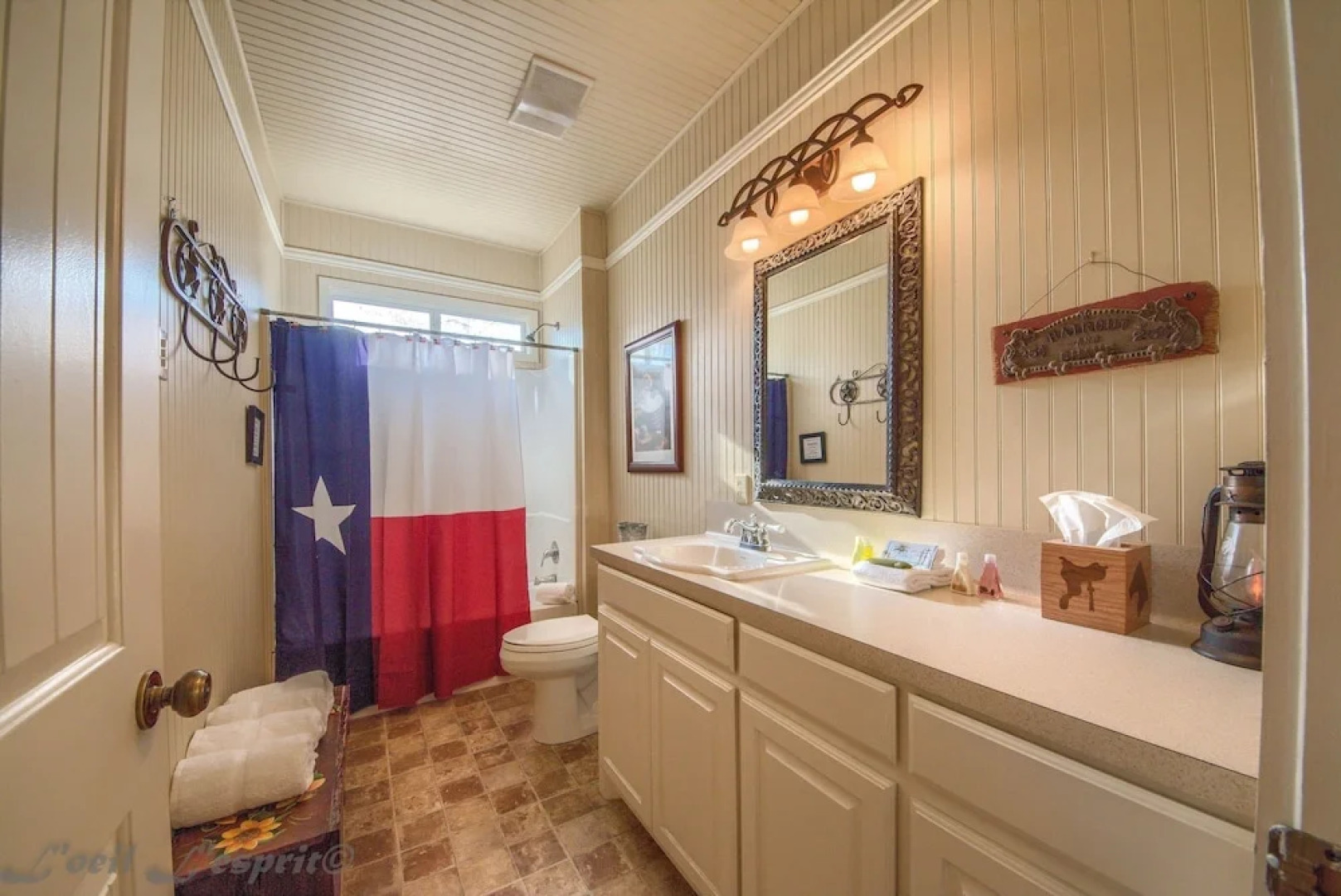 Wagon Wheel Rr9084ww 3 Bedroom Home by RedAwning