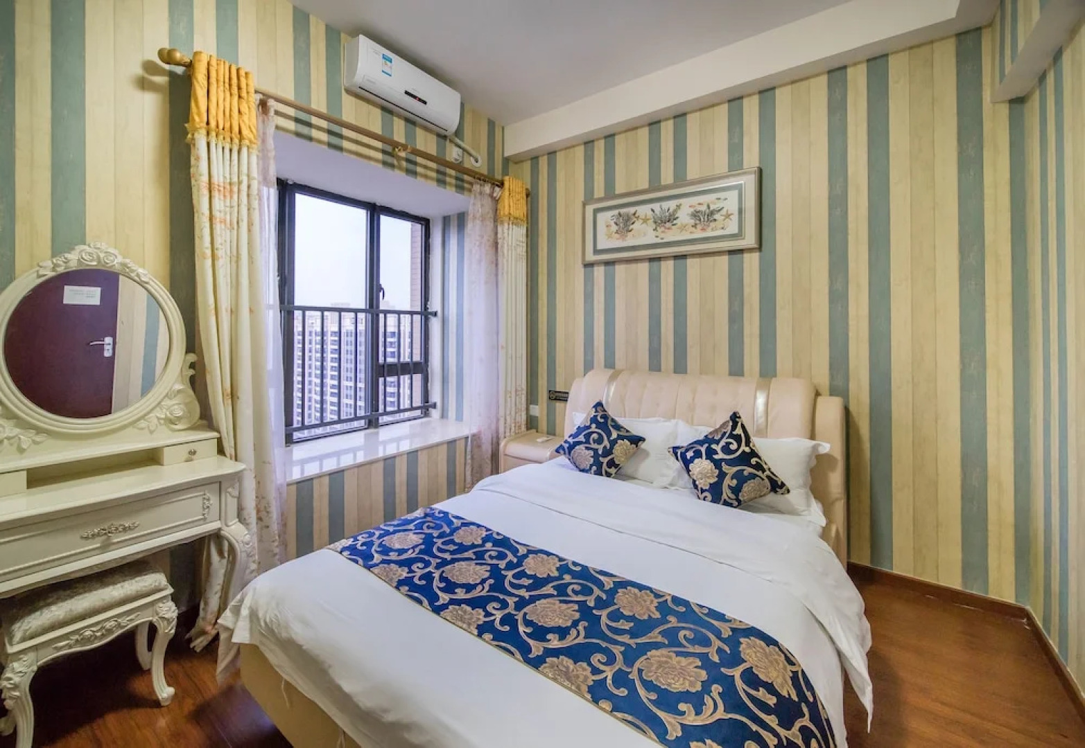 Pazhou Laiste International ApartHotel Canton Fair Complex Branch