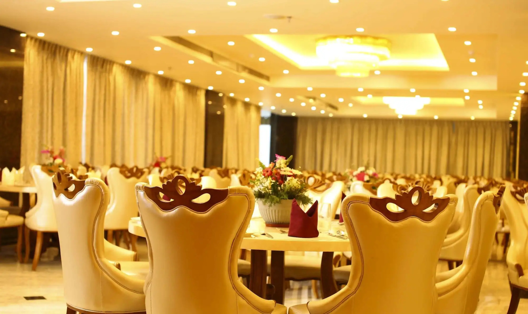 The Grand Mountain Hotel