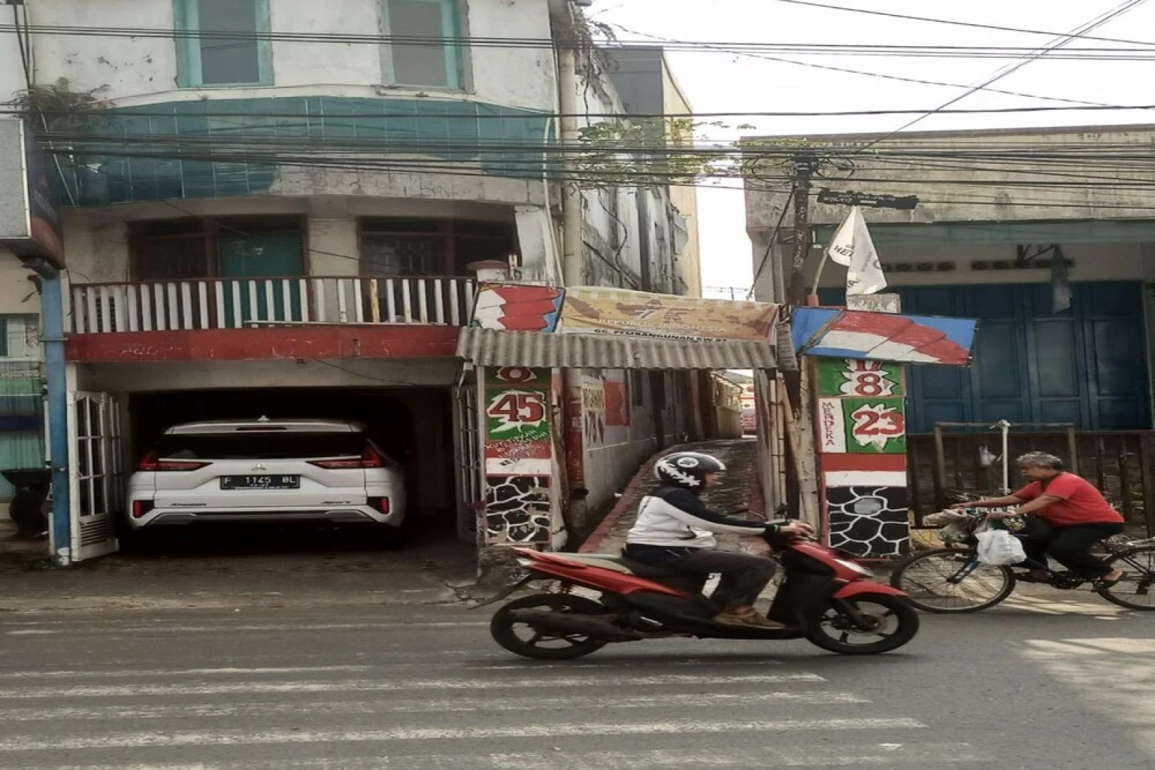 Hotel O Penginapan Hj Lilis 2 Syariah