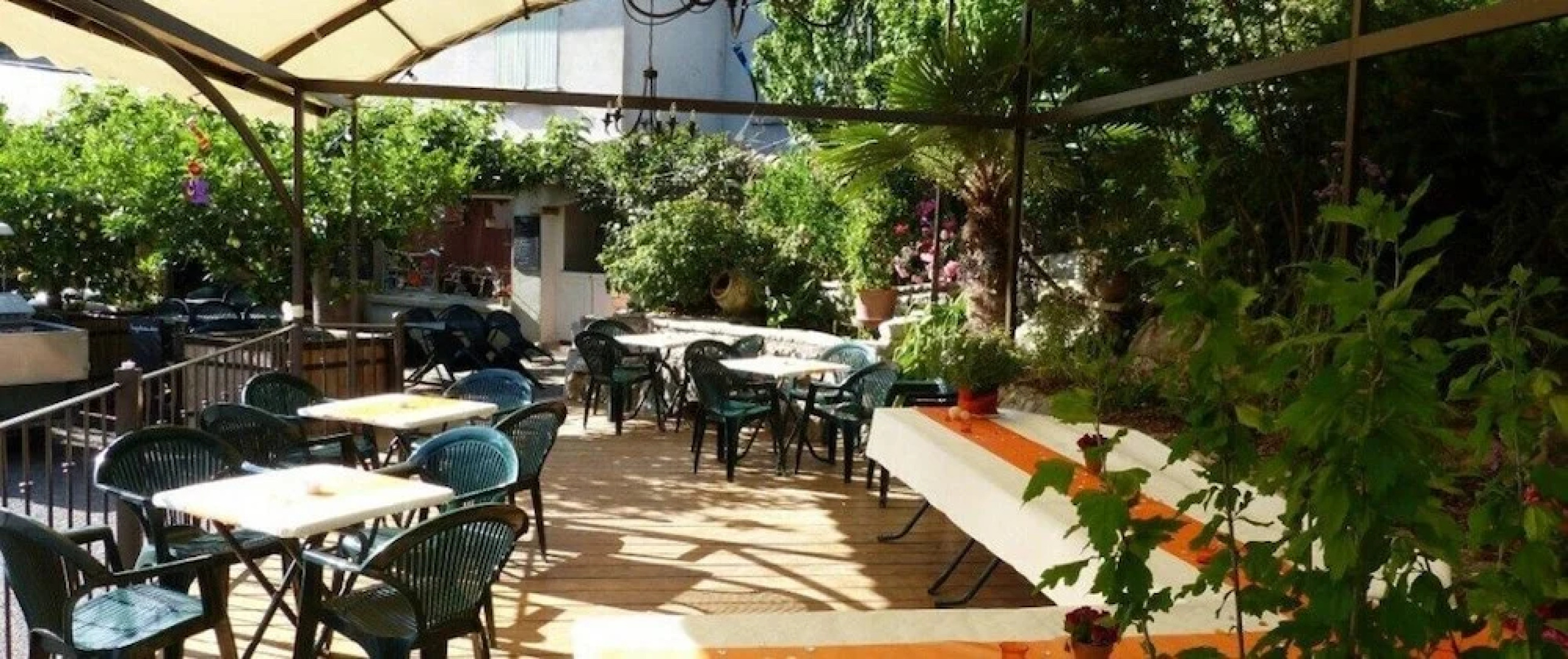 Camping Le Mas du Sartre