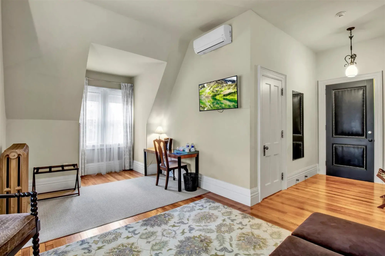 InnBuffalo off Elmwood