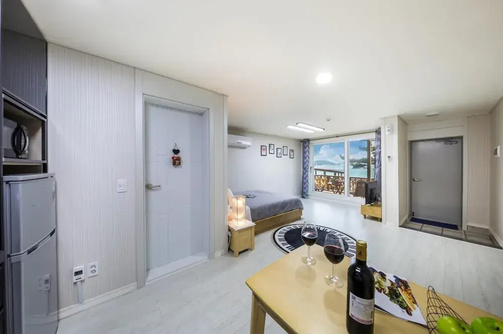 Tongyoung S468 Poolvilla