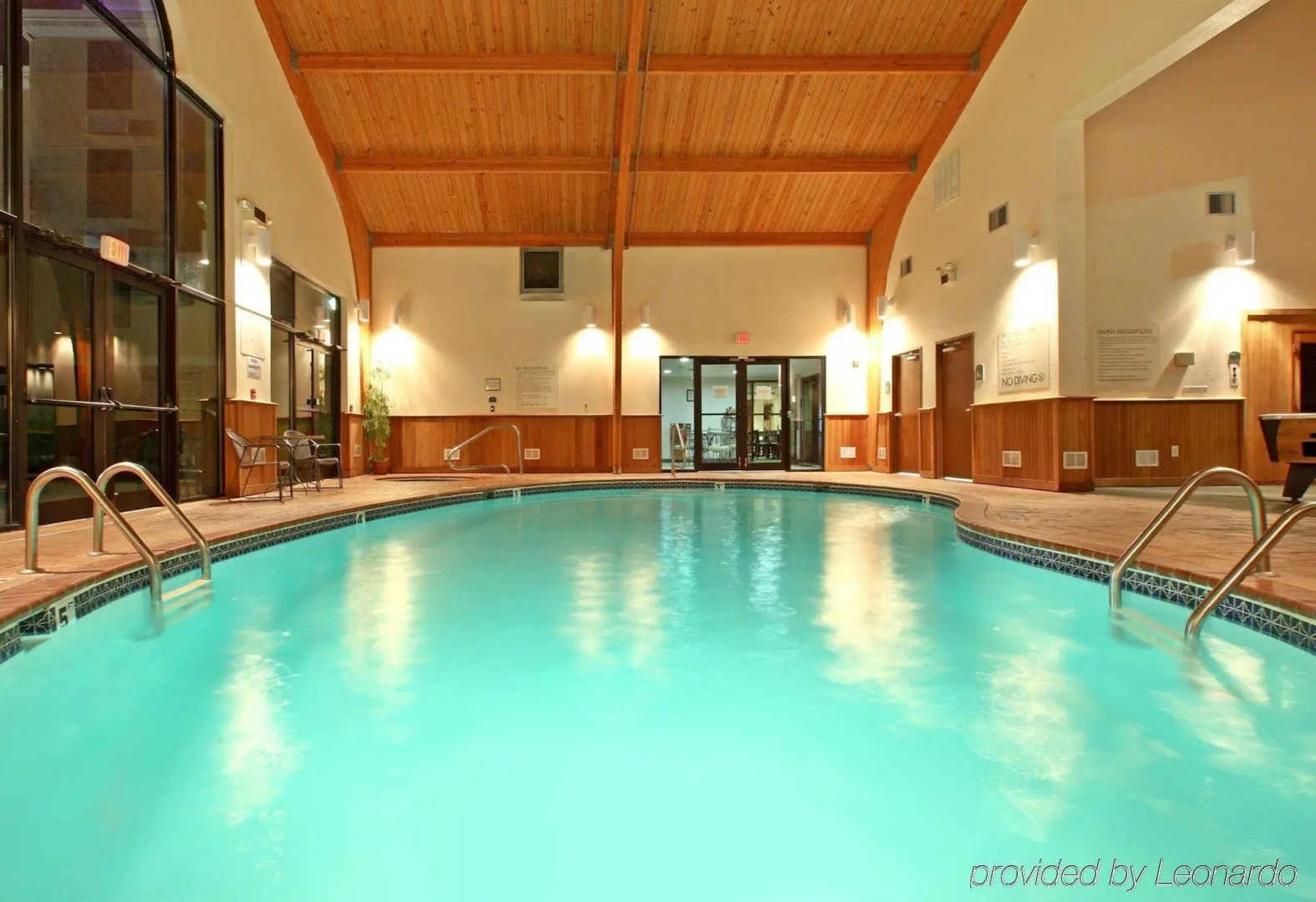 Holiday Inn Express Hotel & Suites Harrison by IHG