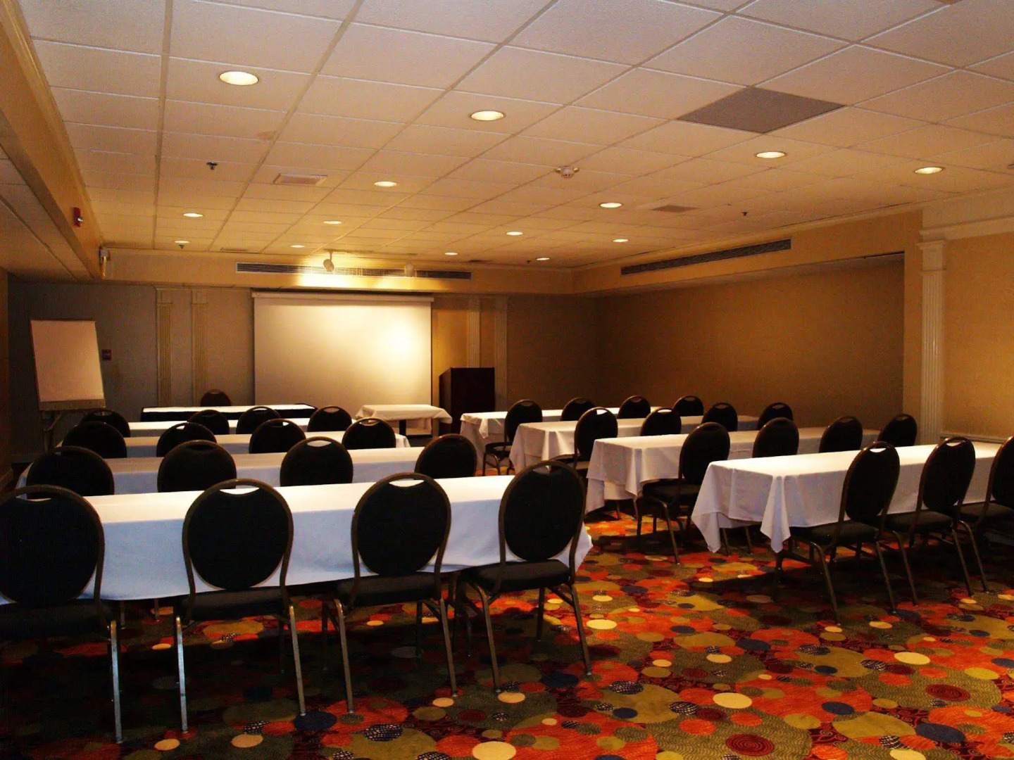 DoubleTree by Hilton St. Louis Airport