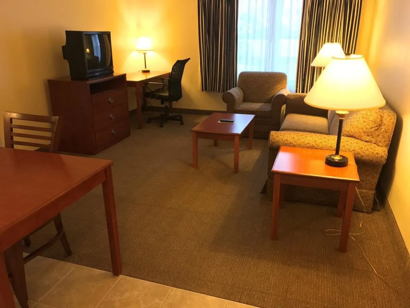 White River Inn and Suites