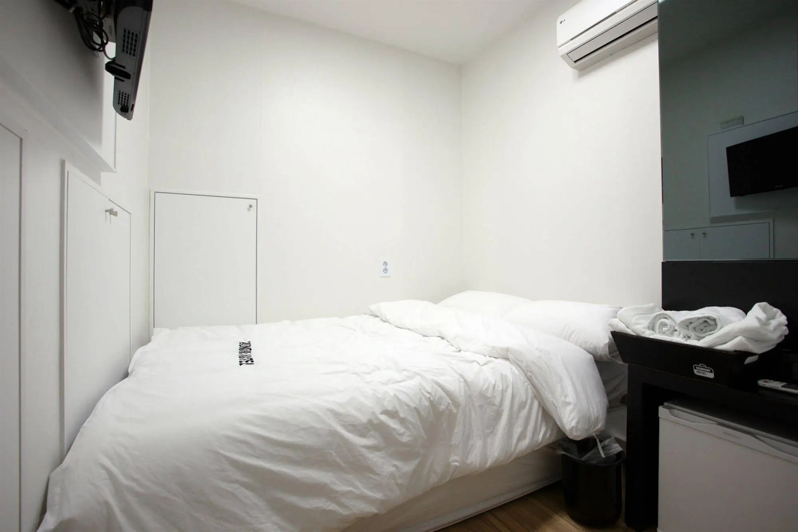 Ekonomy Hotel Myeongdong Central