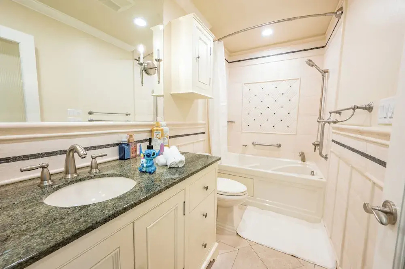 Luxury living with Spa &Pool near Disney