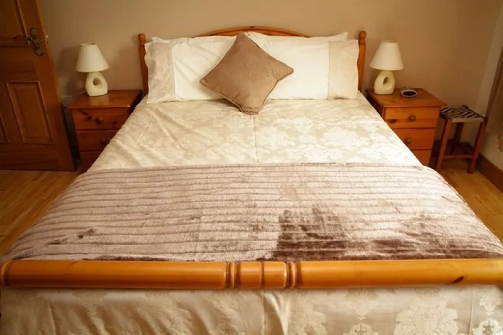 Kilmail Country Chalet