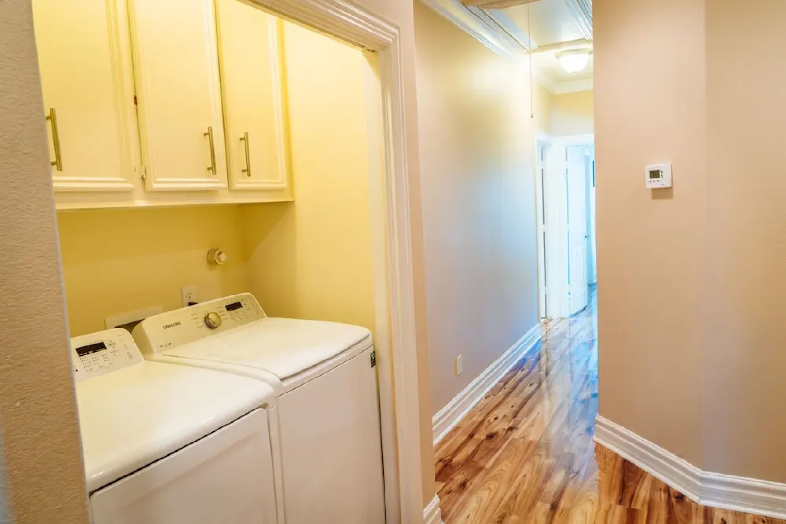 Spacious Kemah Boardwalk Townhome