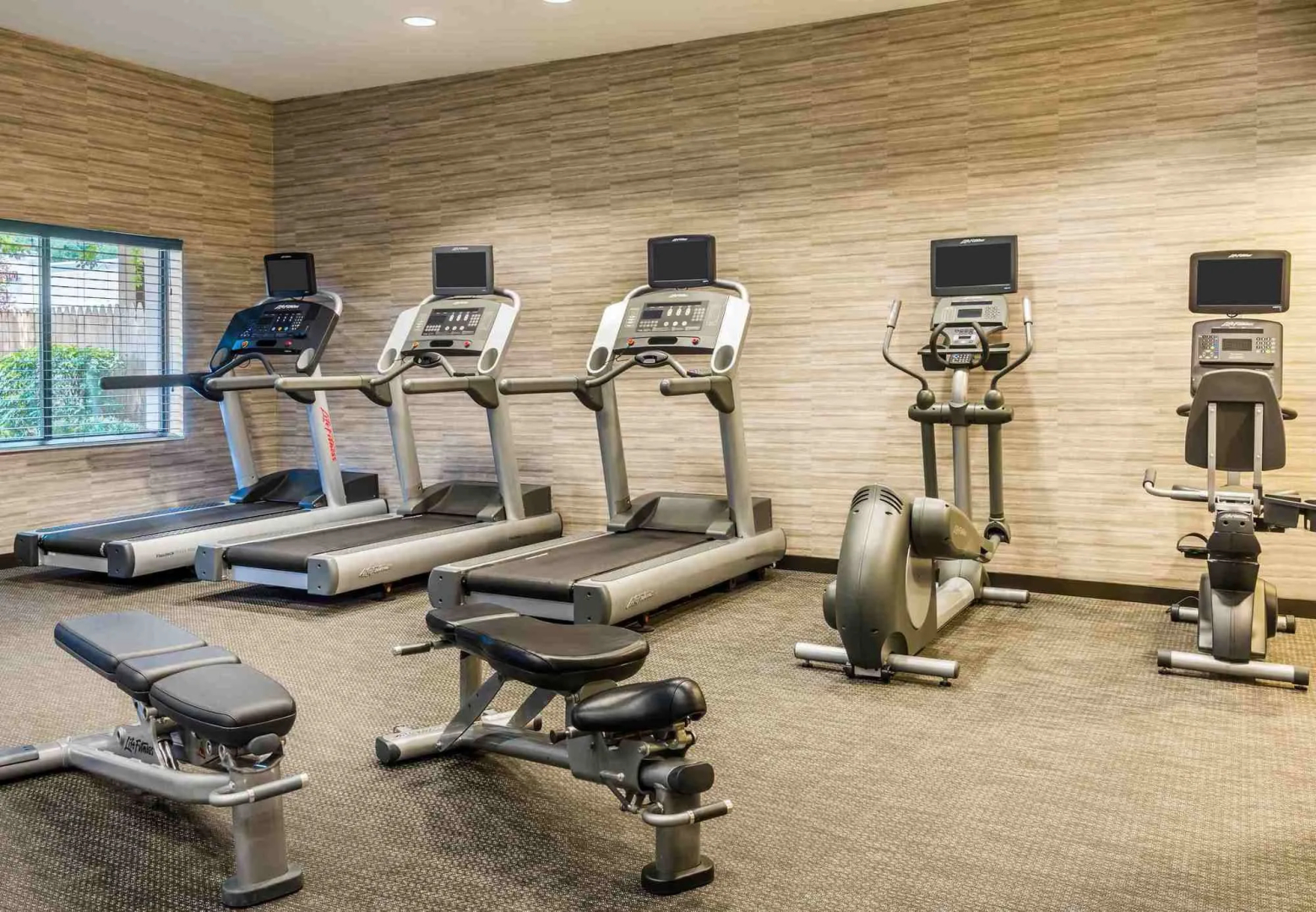 Courtyard By Marriott Danbury